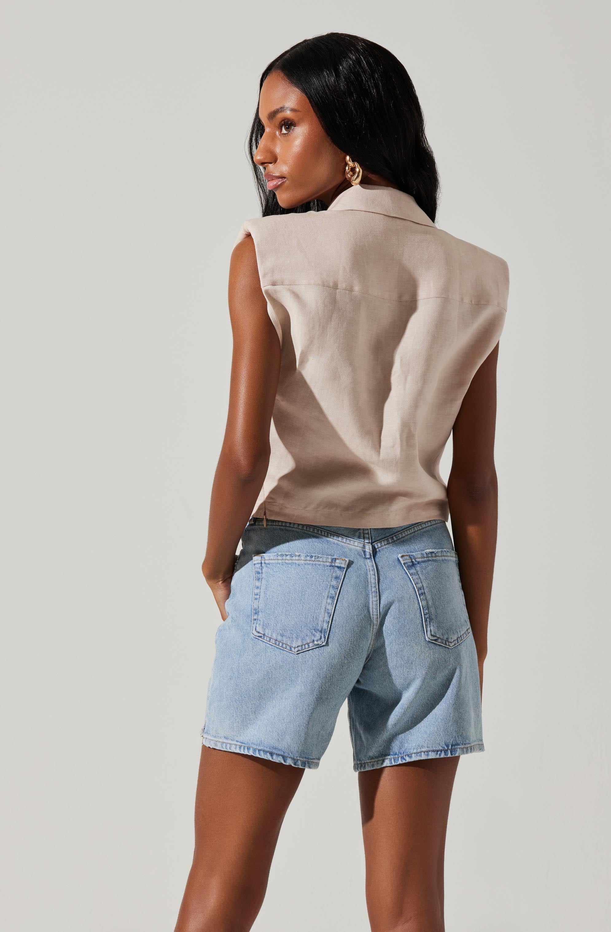 Kathlynn Front Twist Collared Top-Aljck