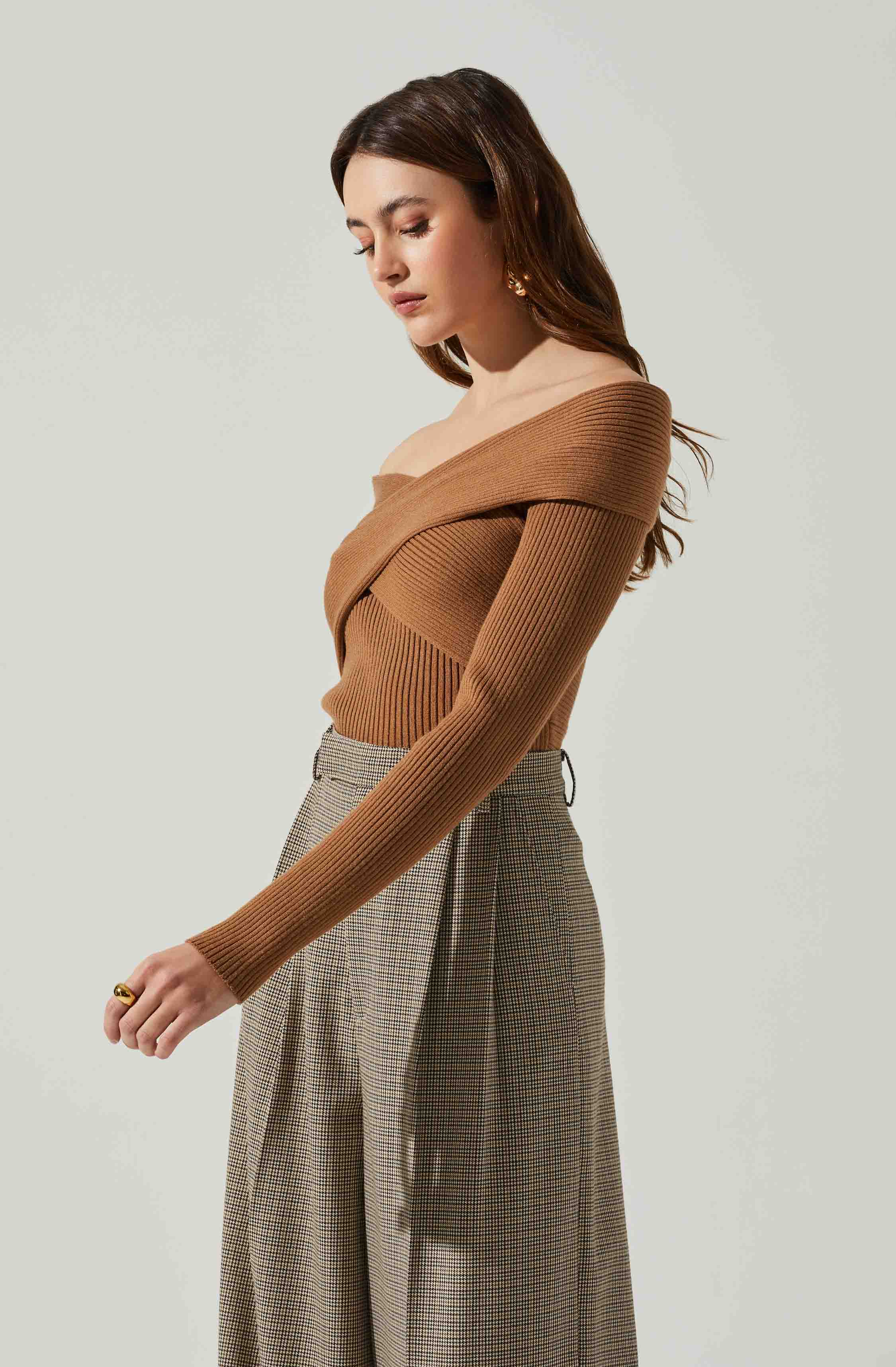 Zayla  Off the Shoulder Sweater-Aljck