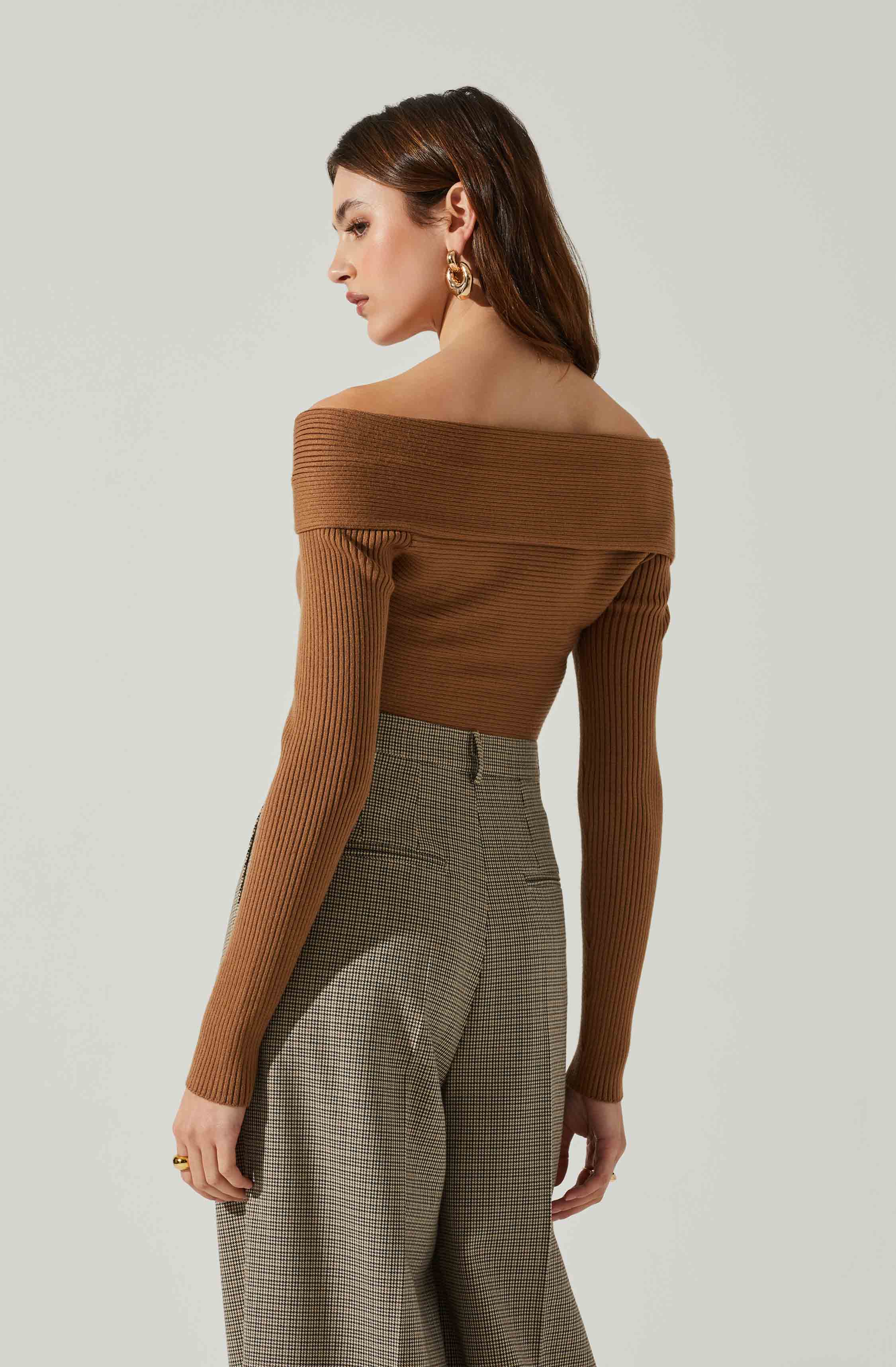 Zayla  Off the Shoulder Sweater-Aljck