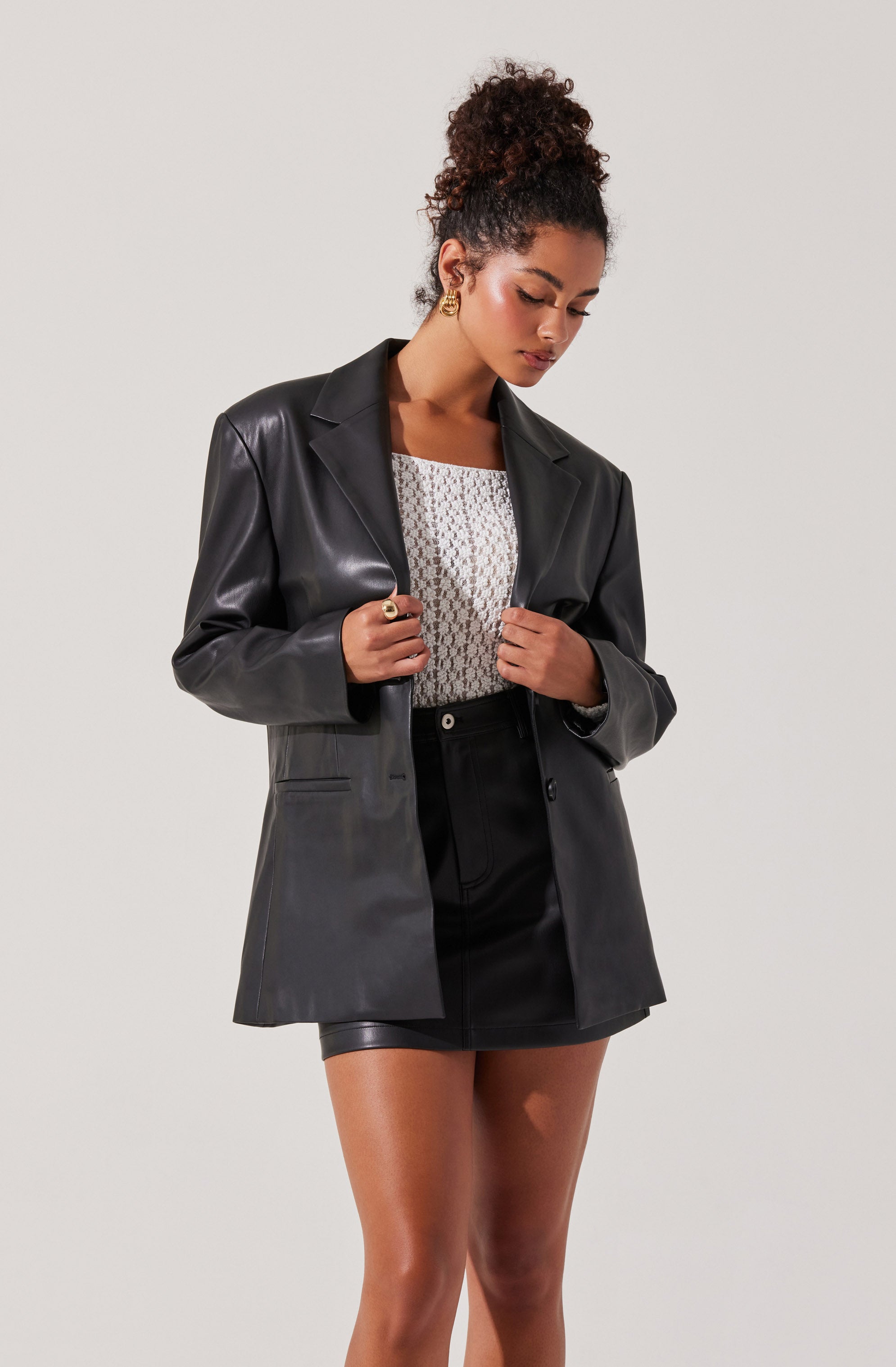 Ezra Faux Leather Oversized Blazer-Aljck
