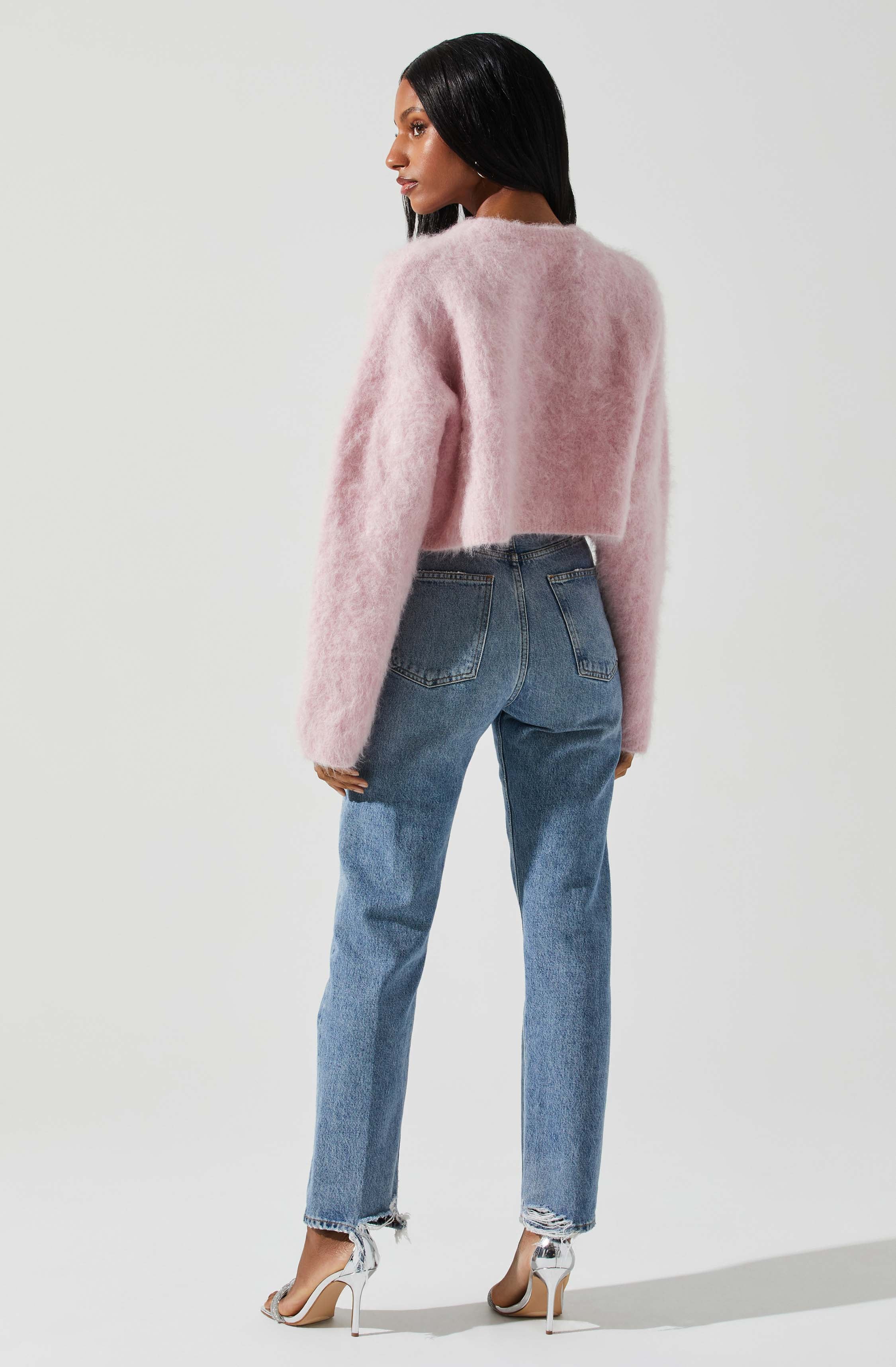 Clarissa Cropped Fuzzy Knit Sweater-Aljck