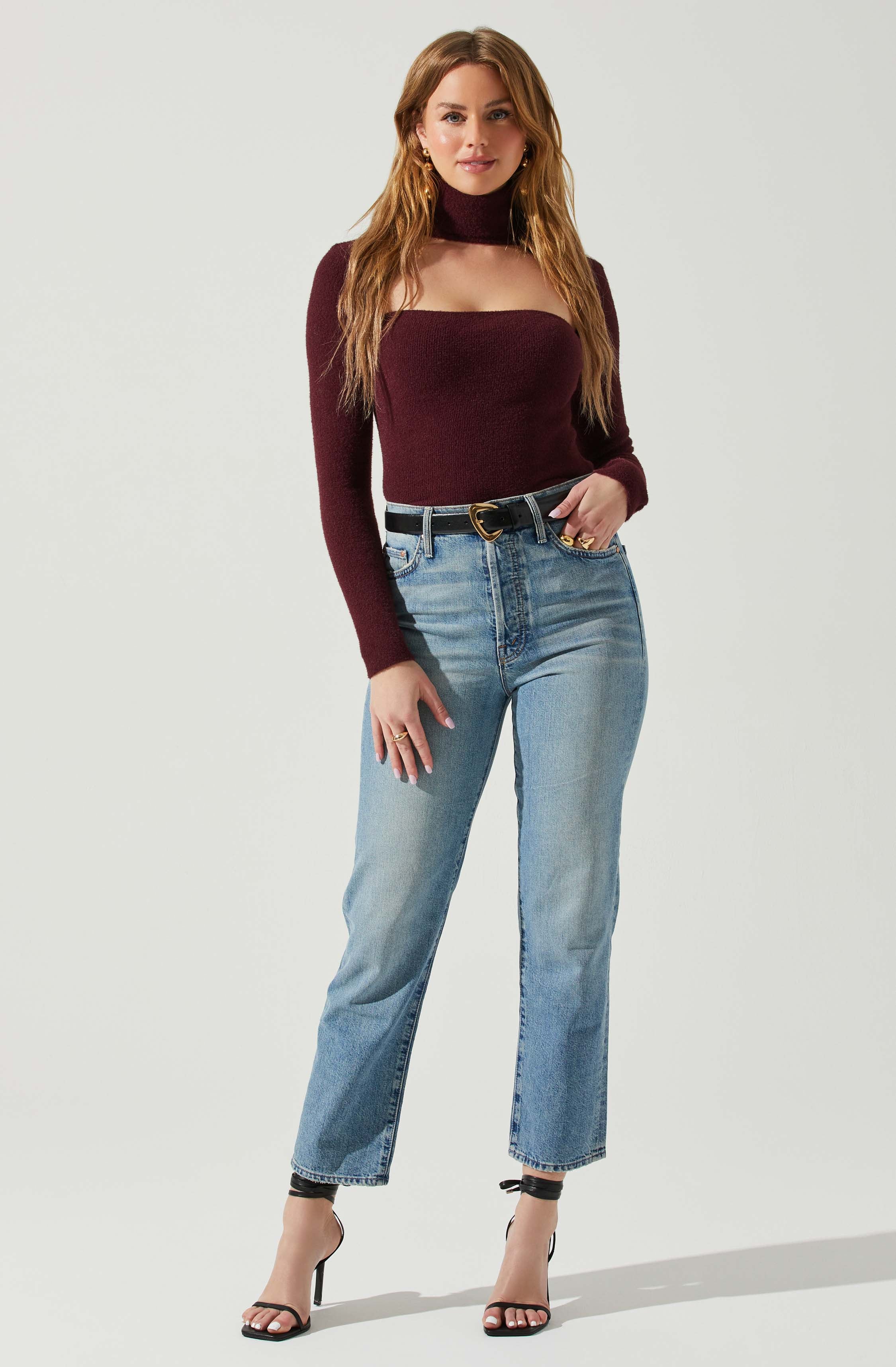 Izabella Turtleneck Cutout Sweater-Aljck