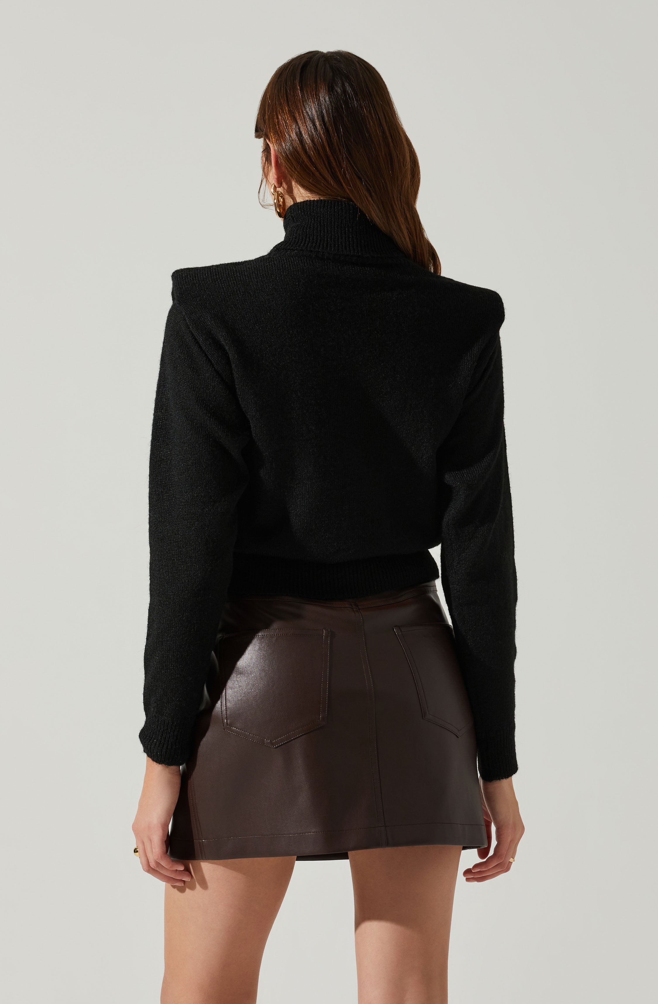 Daleyza Padded Shoulder Turtleneck Sweater-Aljck