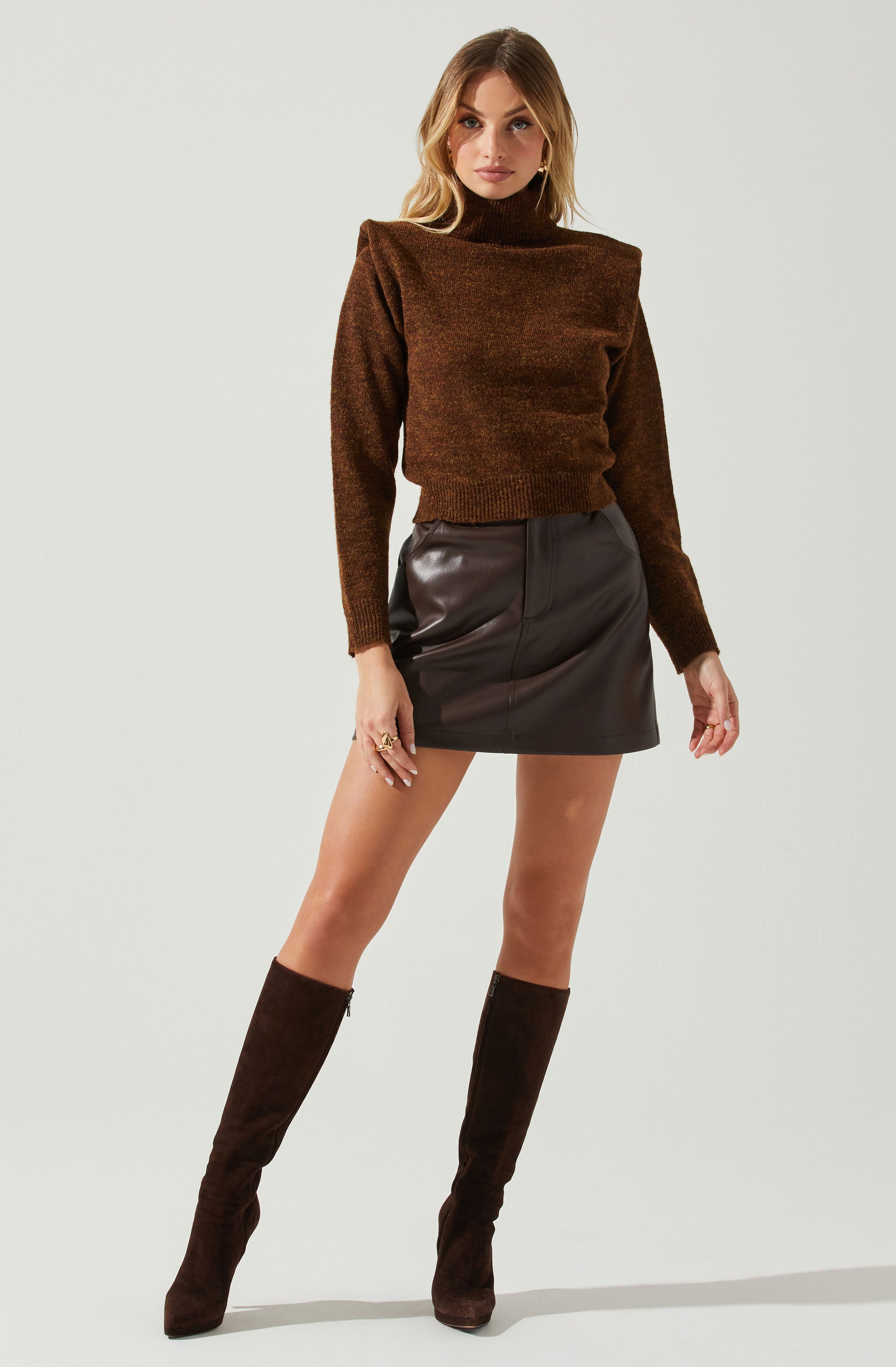 Daleyza Padded Shoulder Turtleneck Sweater-Aljck