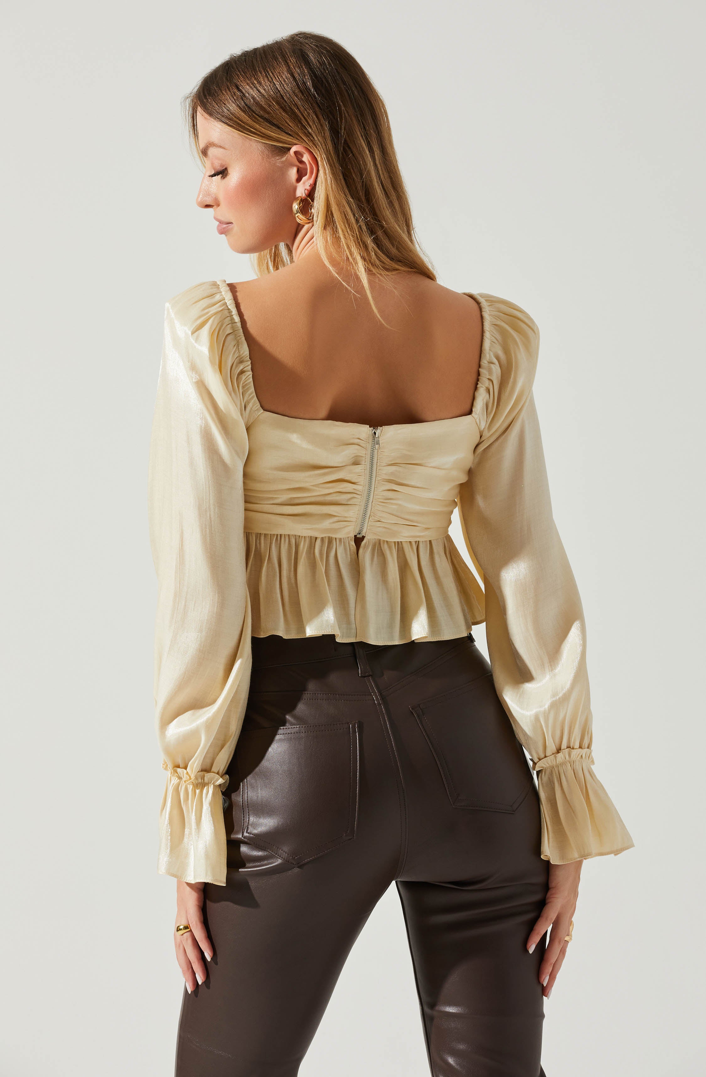 Luann Sweetheart Neck Peplum Top-Aljck