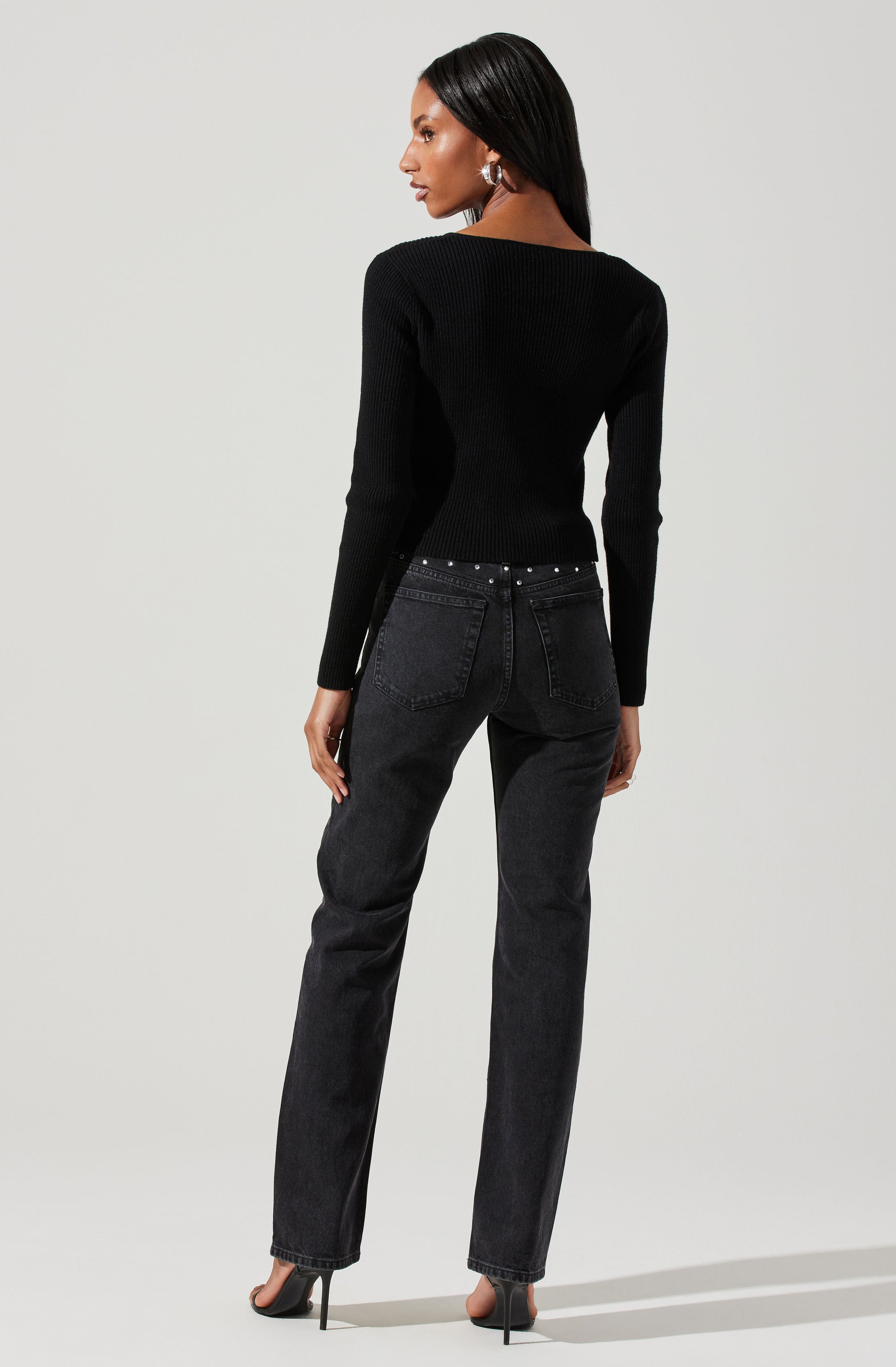 Rylee Twist Front Cutout Sweater-Aljck