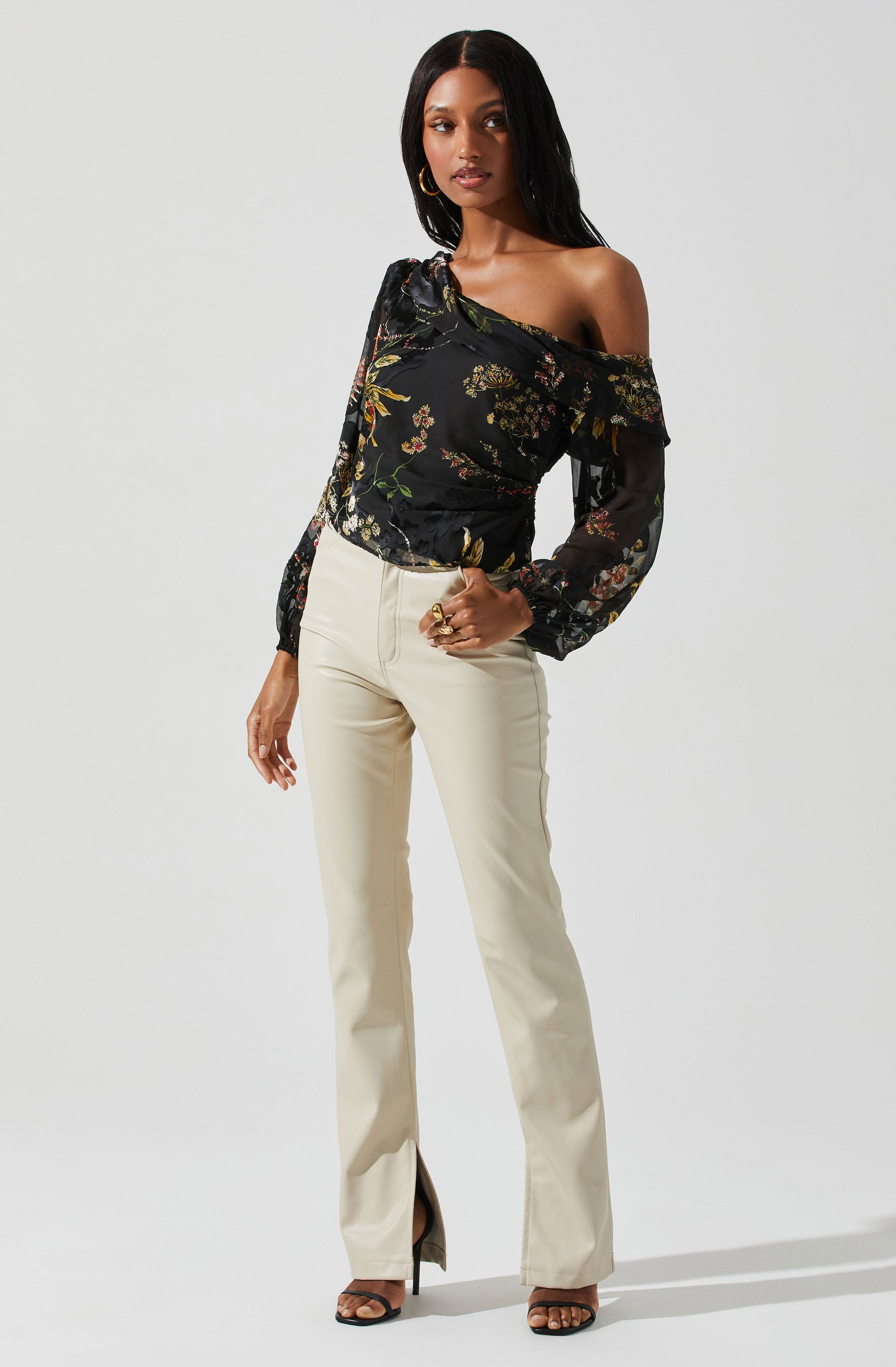Reign Floral Off Shoulder Top-Aljck