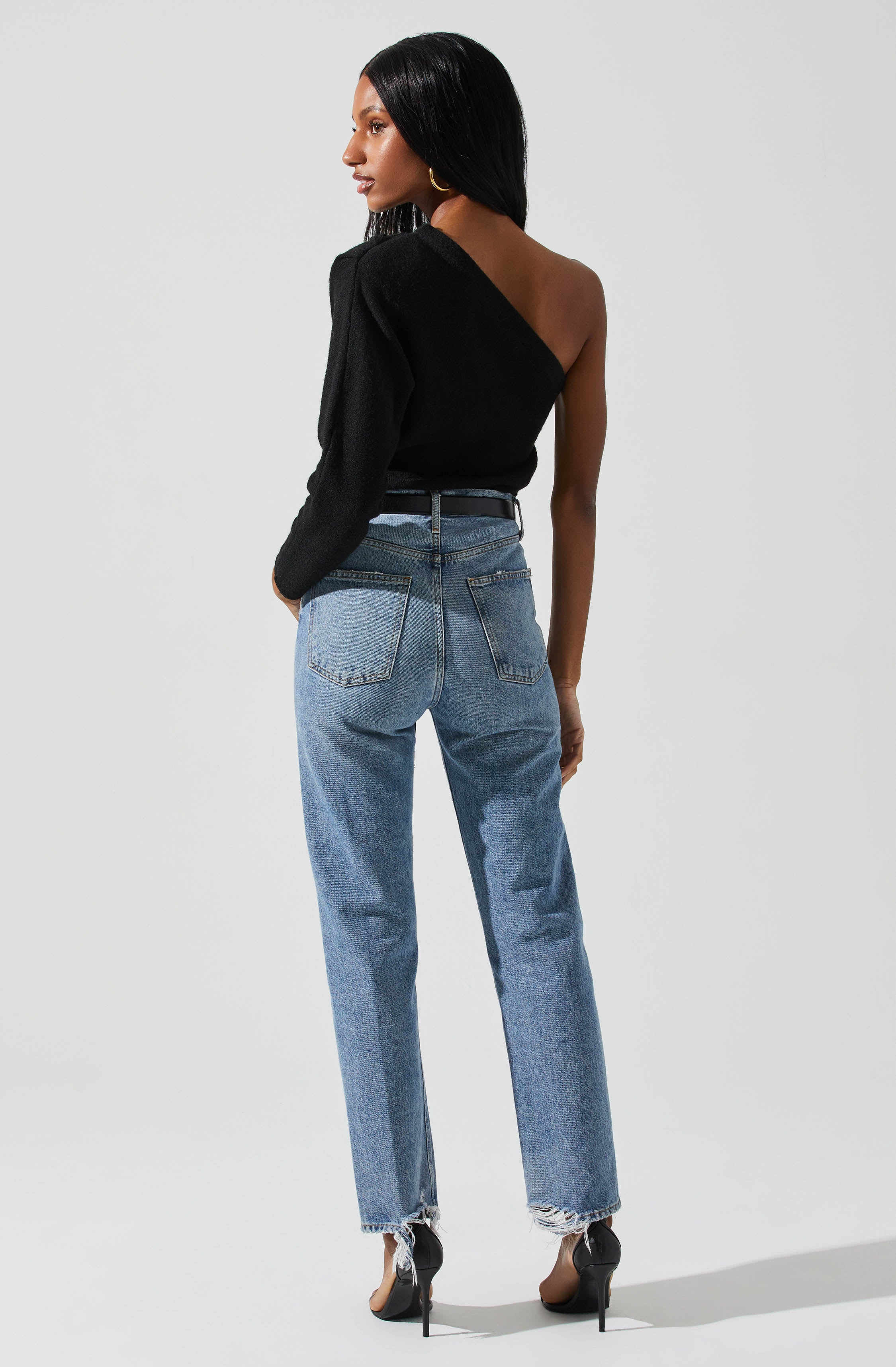 Cosima One Sleeve Sweater-Aljck