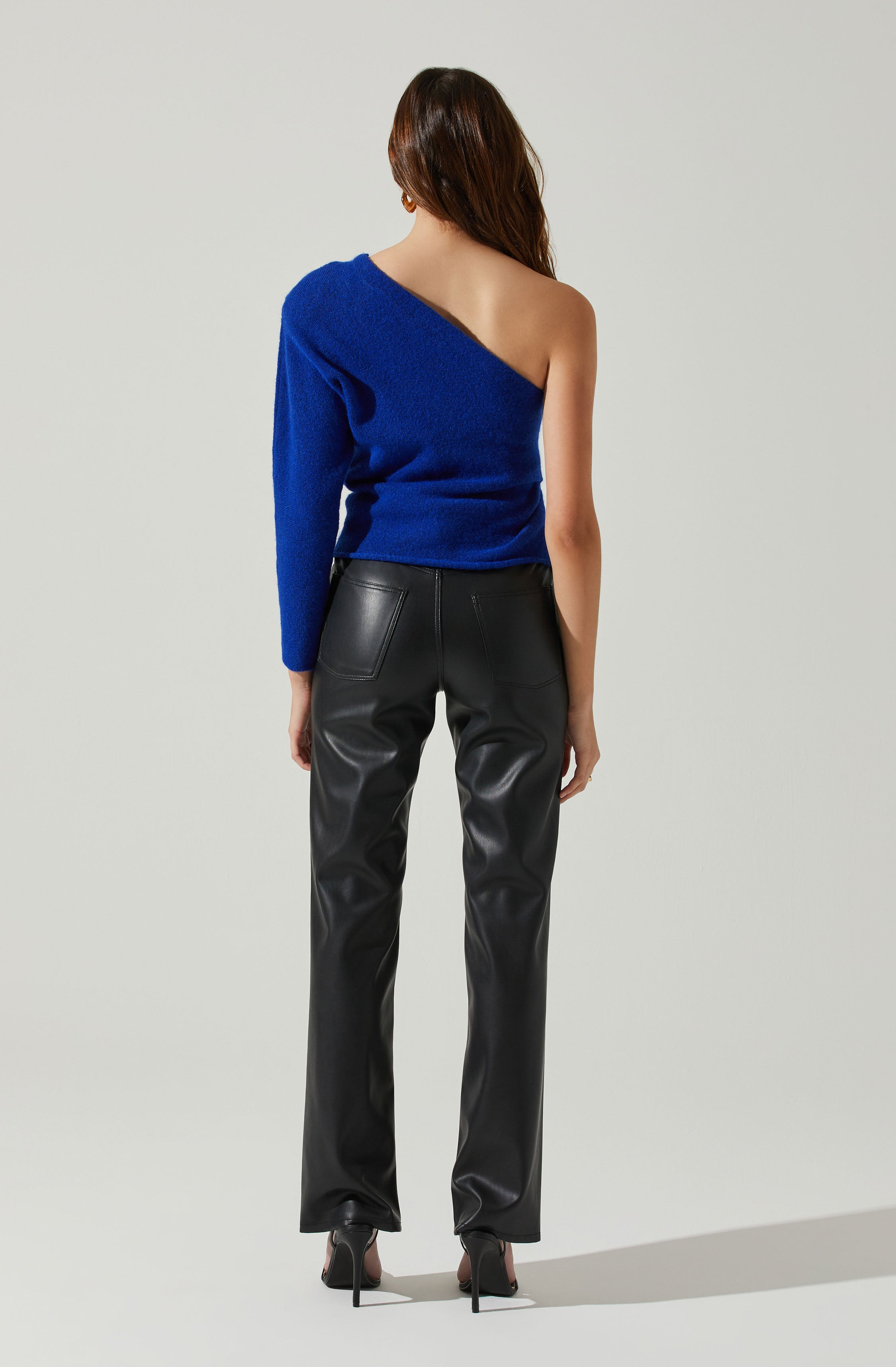 Cosima One Sleeve Sweater-Aljck