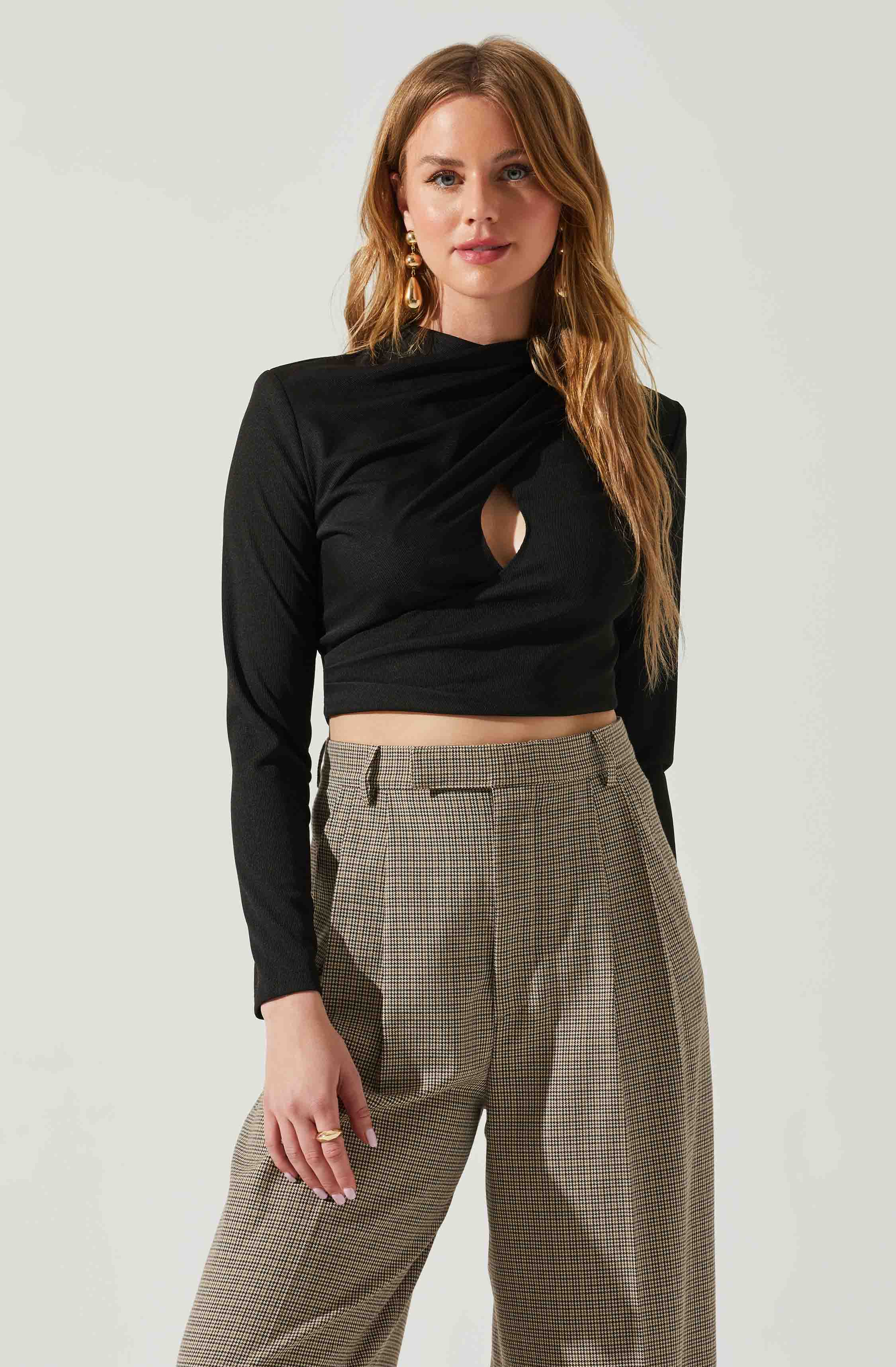 Valerie Keyhole Cutout Mock Neck Top-Aljck