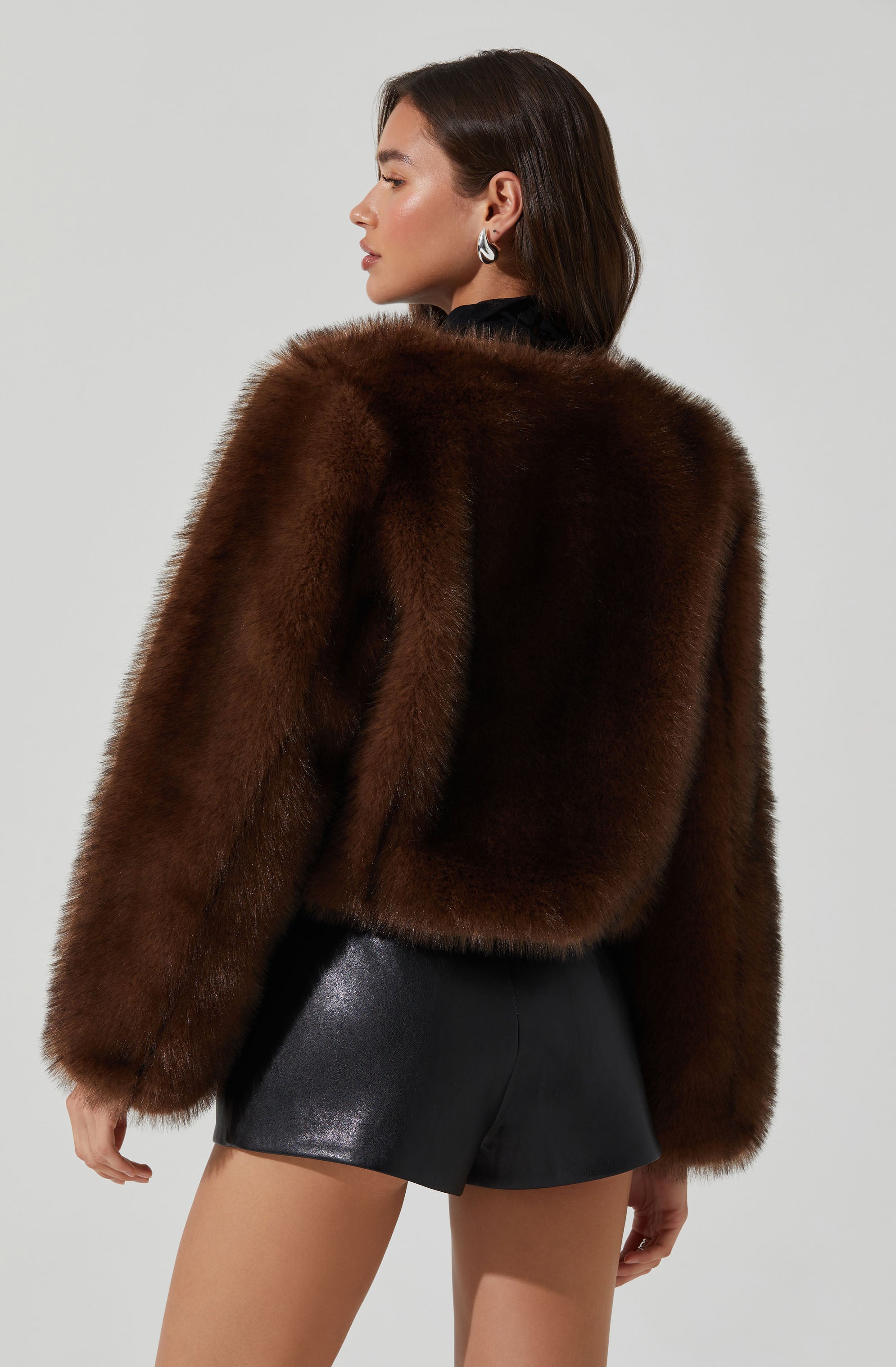Doxey Faux Fur Cropped Jacket-Aljck