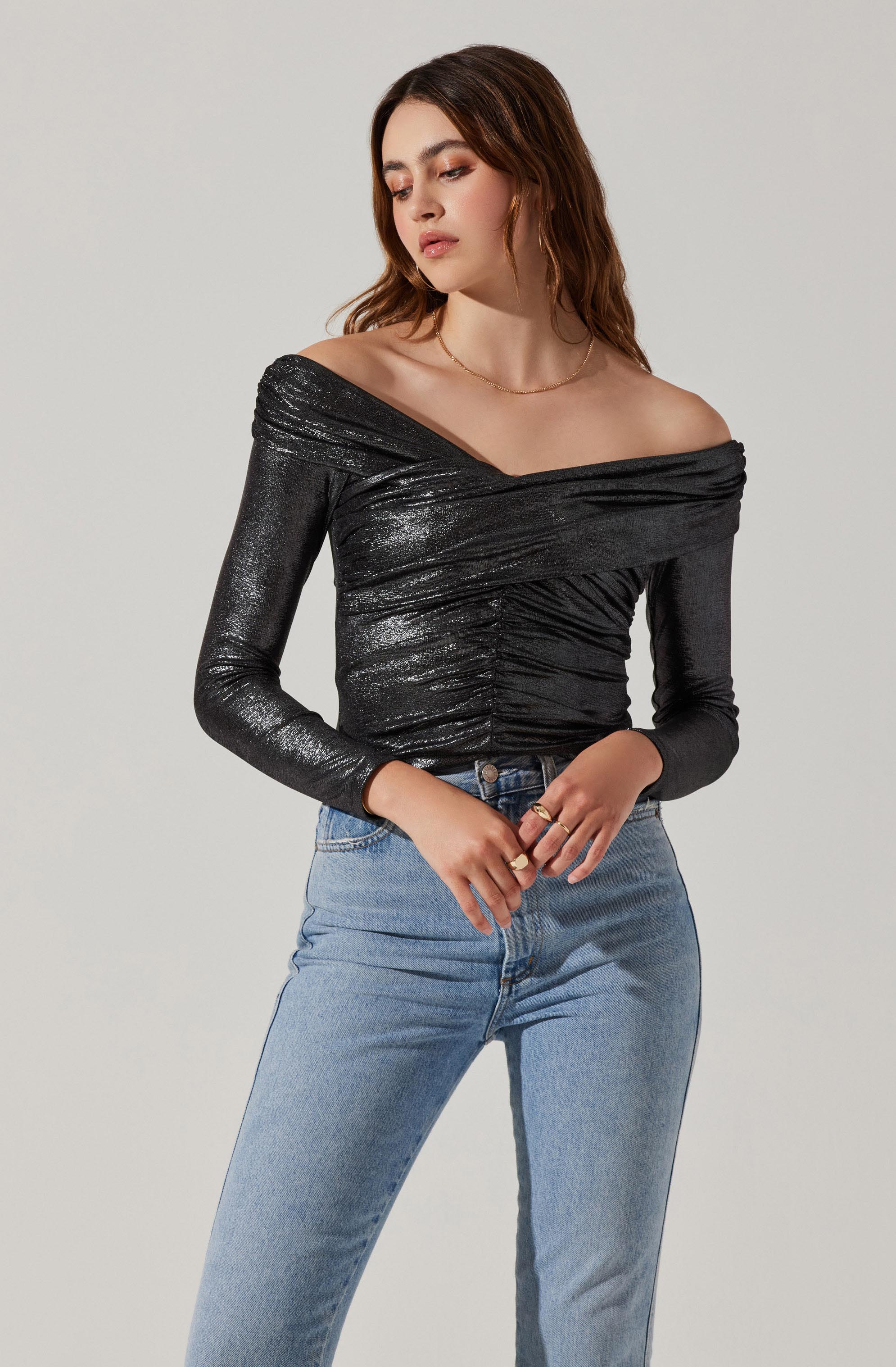 Frannie Metallic Ruched Off Shoulder Top-Aljck