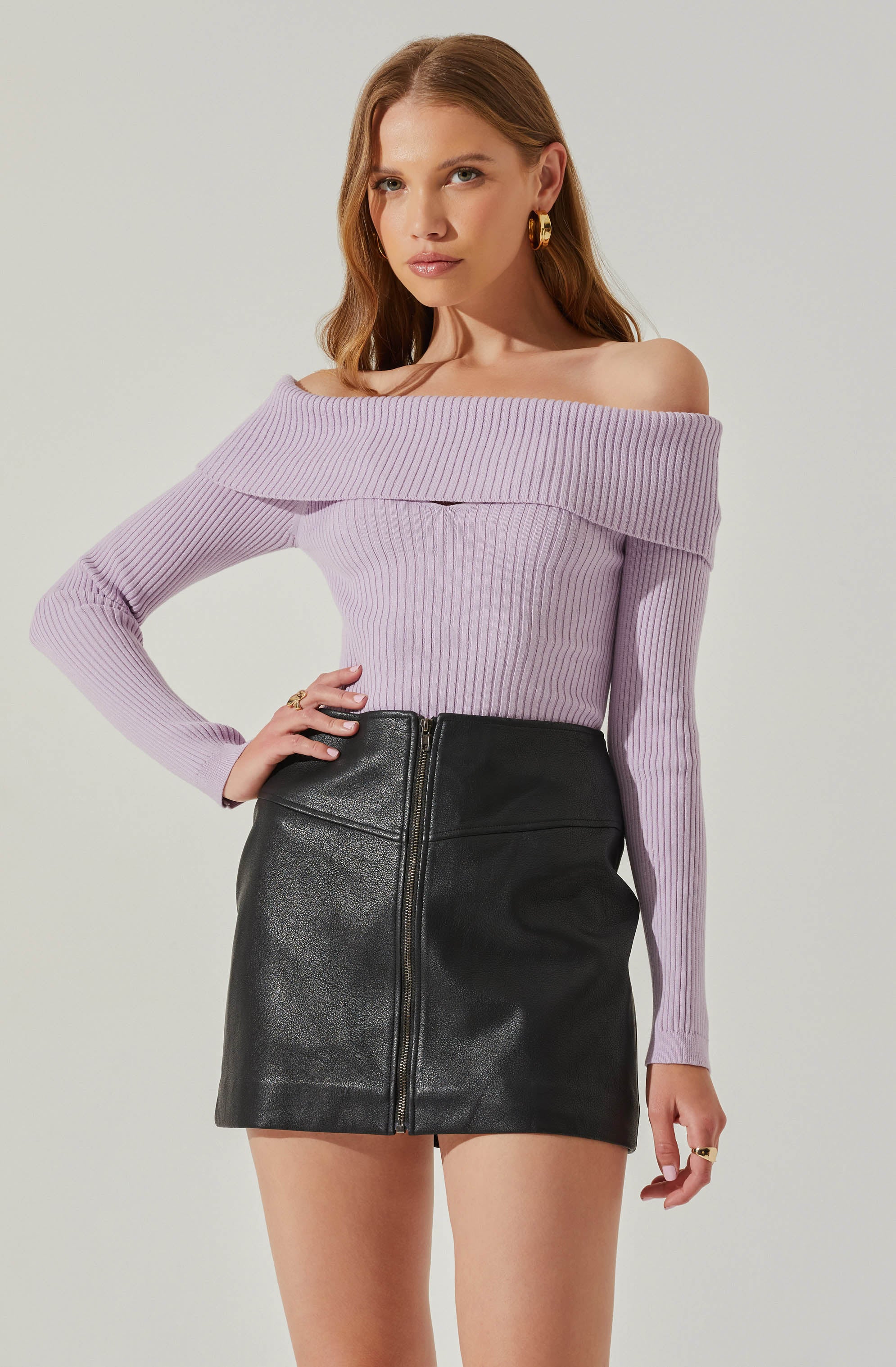 Ainsley Ribbed Off Shoulder Sweater-Aljck