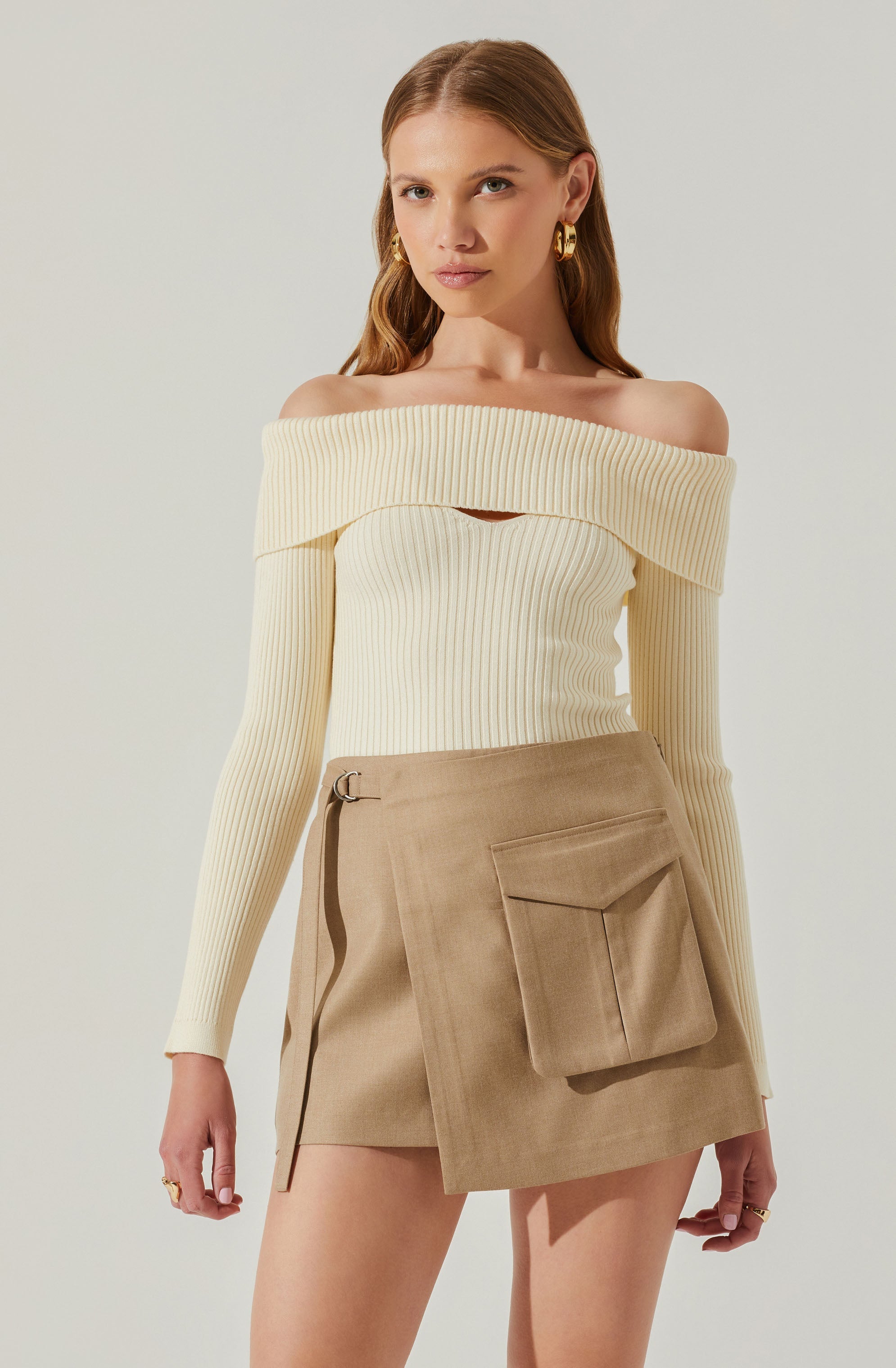 Ainsley Ribbed Off Shoulder Sweater-Aljck