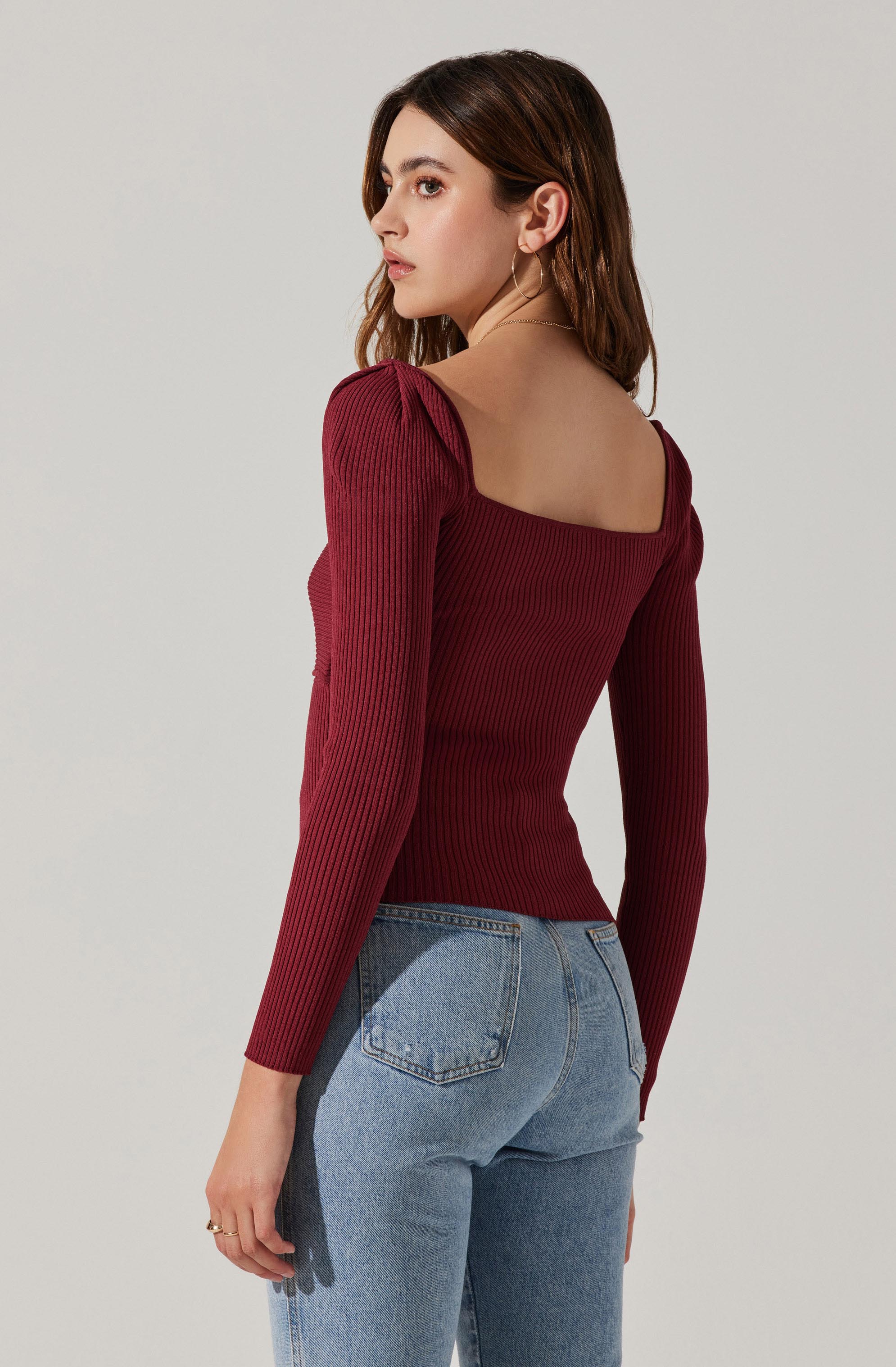 Tivoli Cutout Sweater-Aljck