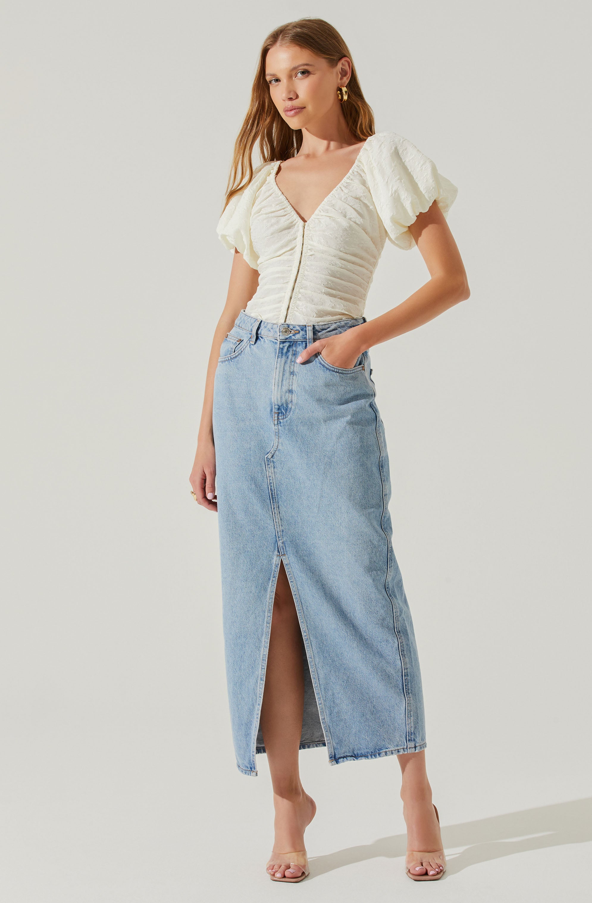 Tameka Textured Ruched Puff Sleeve Top-Aljck