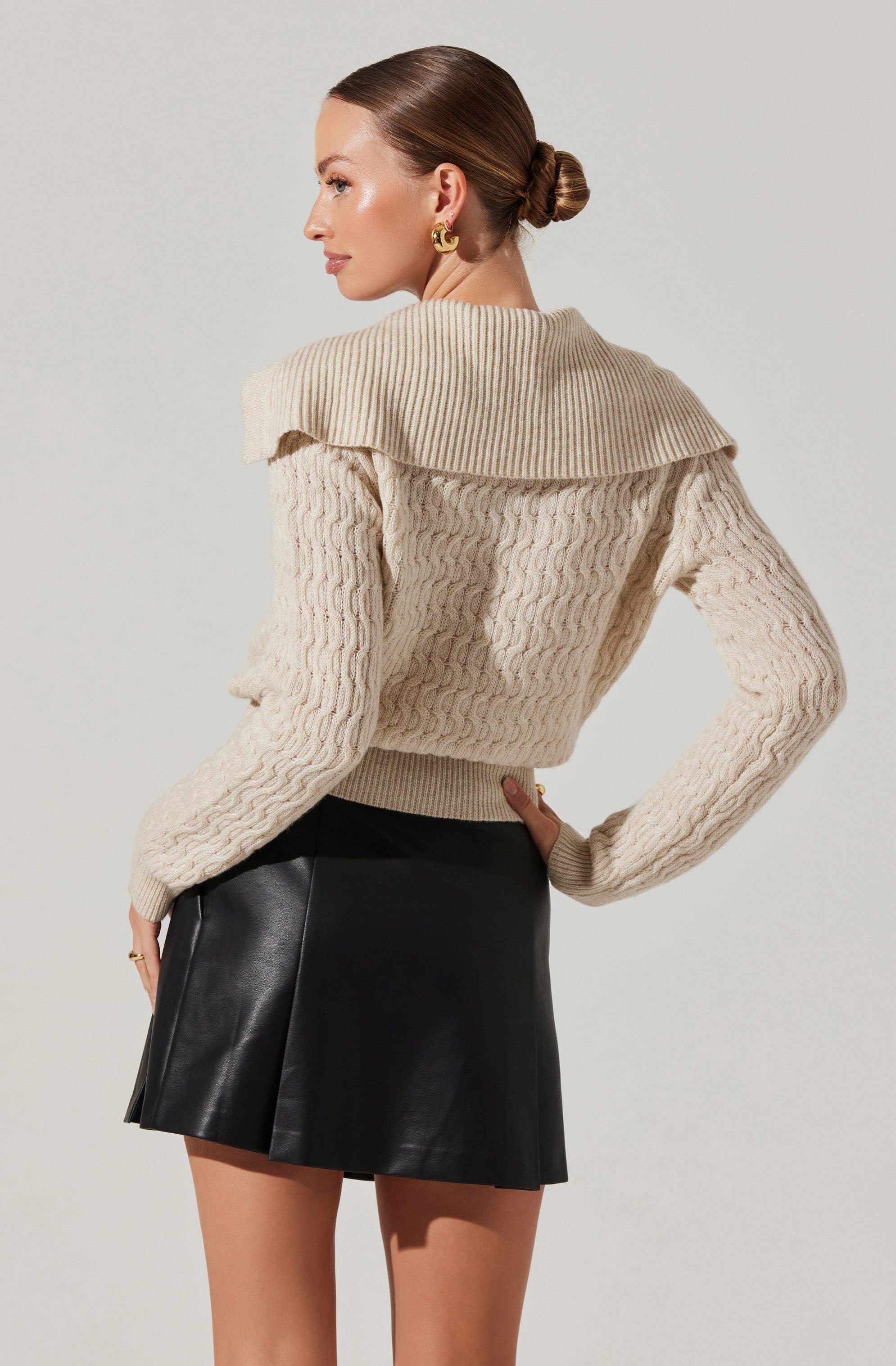 Xanthe Oversize Collar Sweater-Aljck
