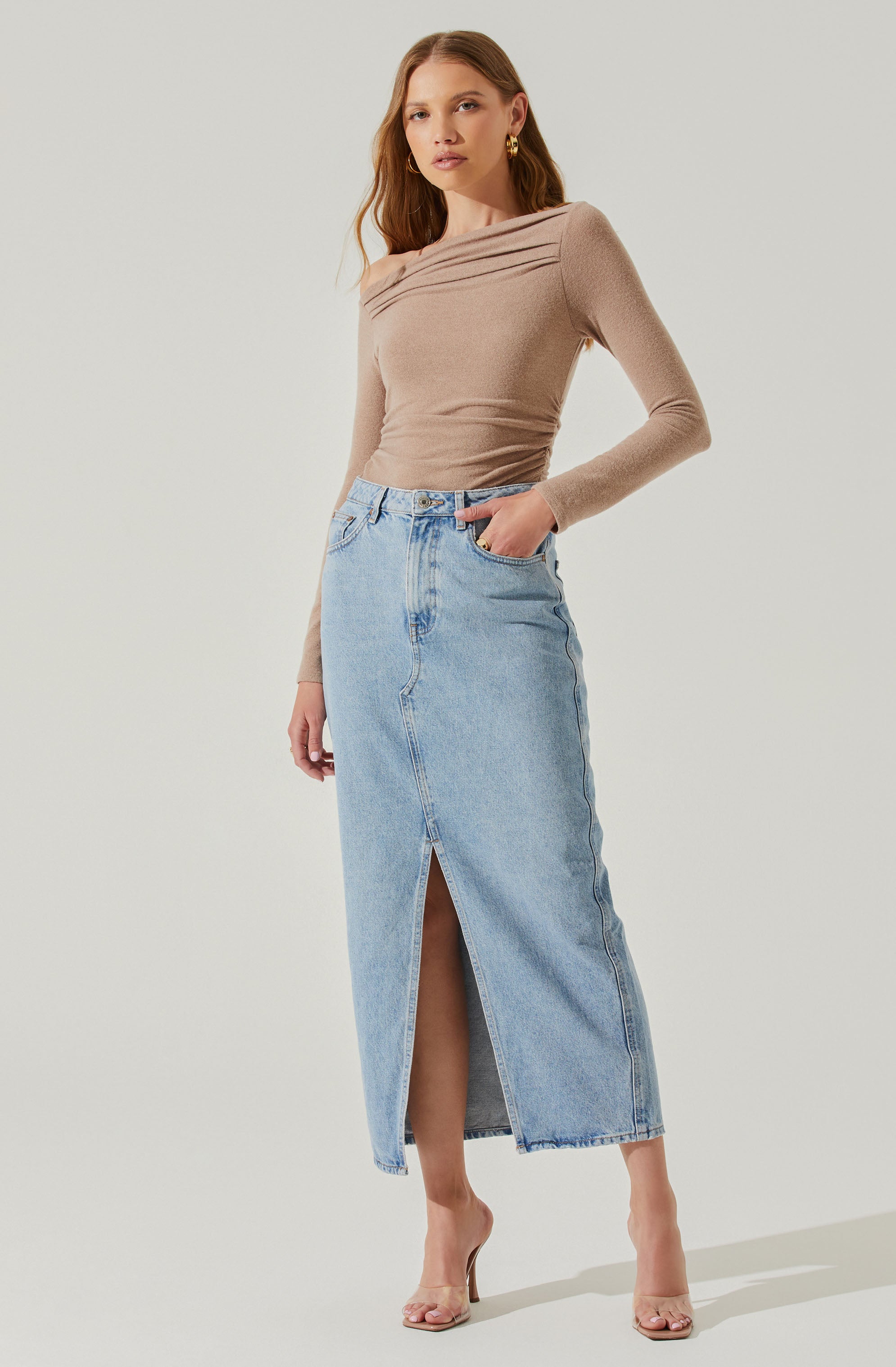 Xiomara Ruched Off Shoulder Long Sleeve Bodysuit-Aljck