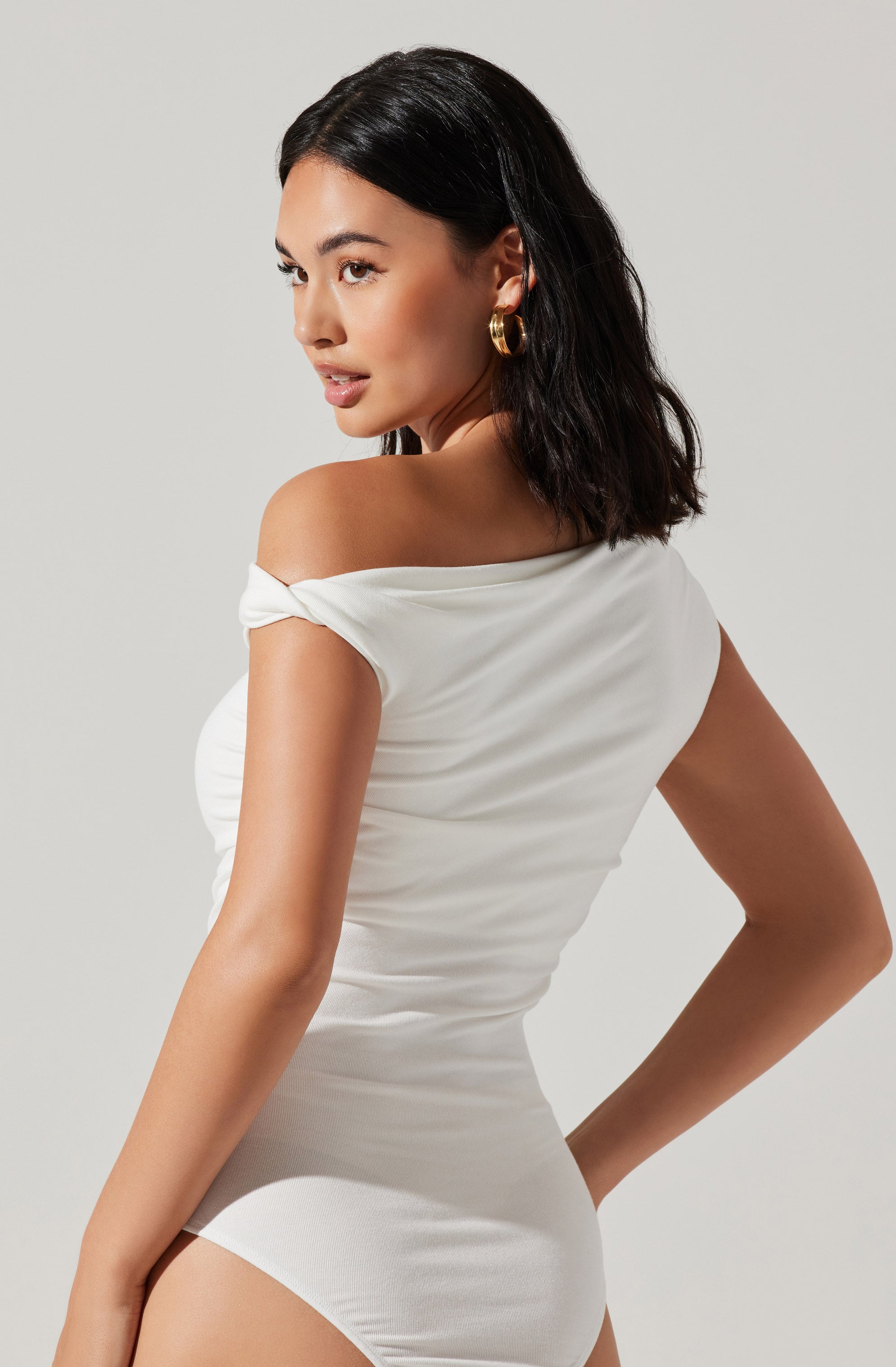 Fiora Asymmetrical Bodysuit-Aljck