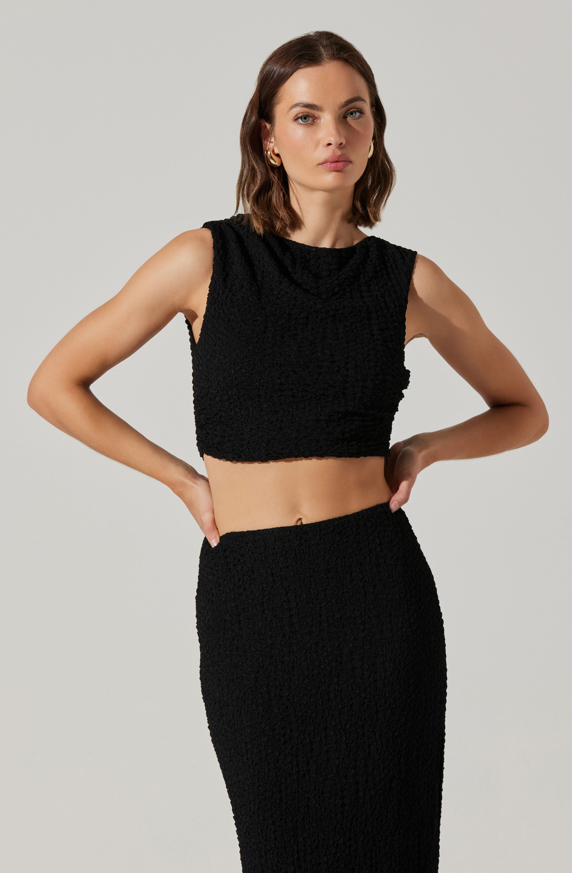 Keely Textured Sleeveless Crop Top-Aljck