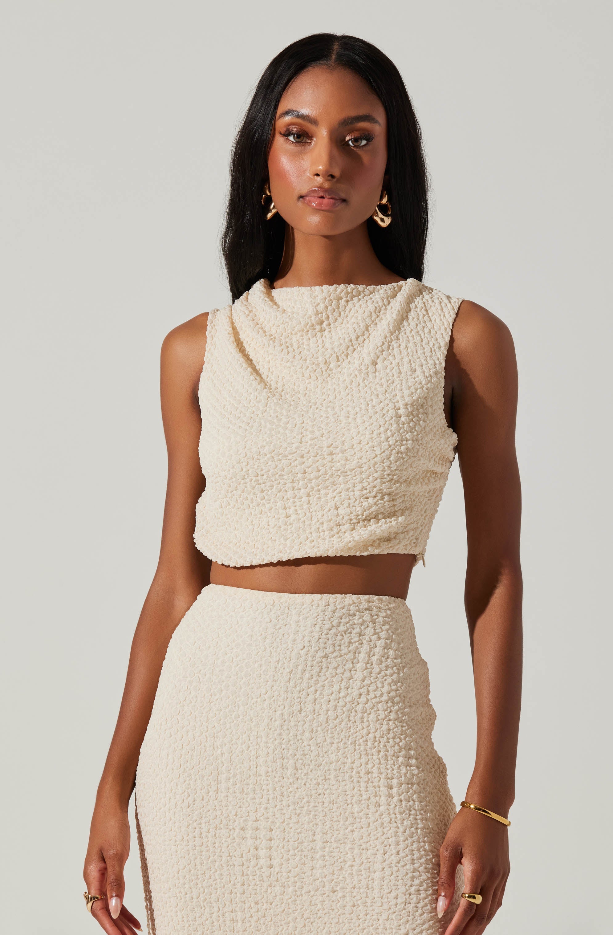 Keely Textured Sleeveless Crop Top-Aljck