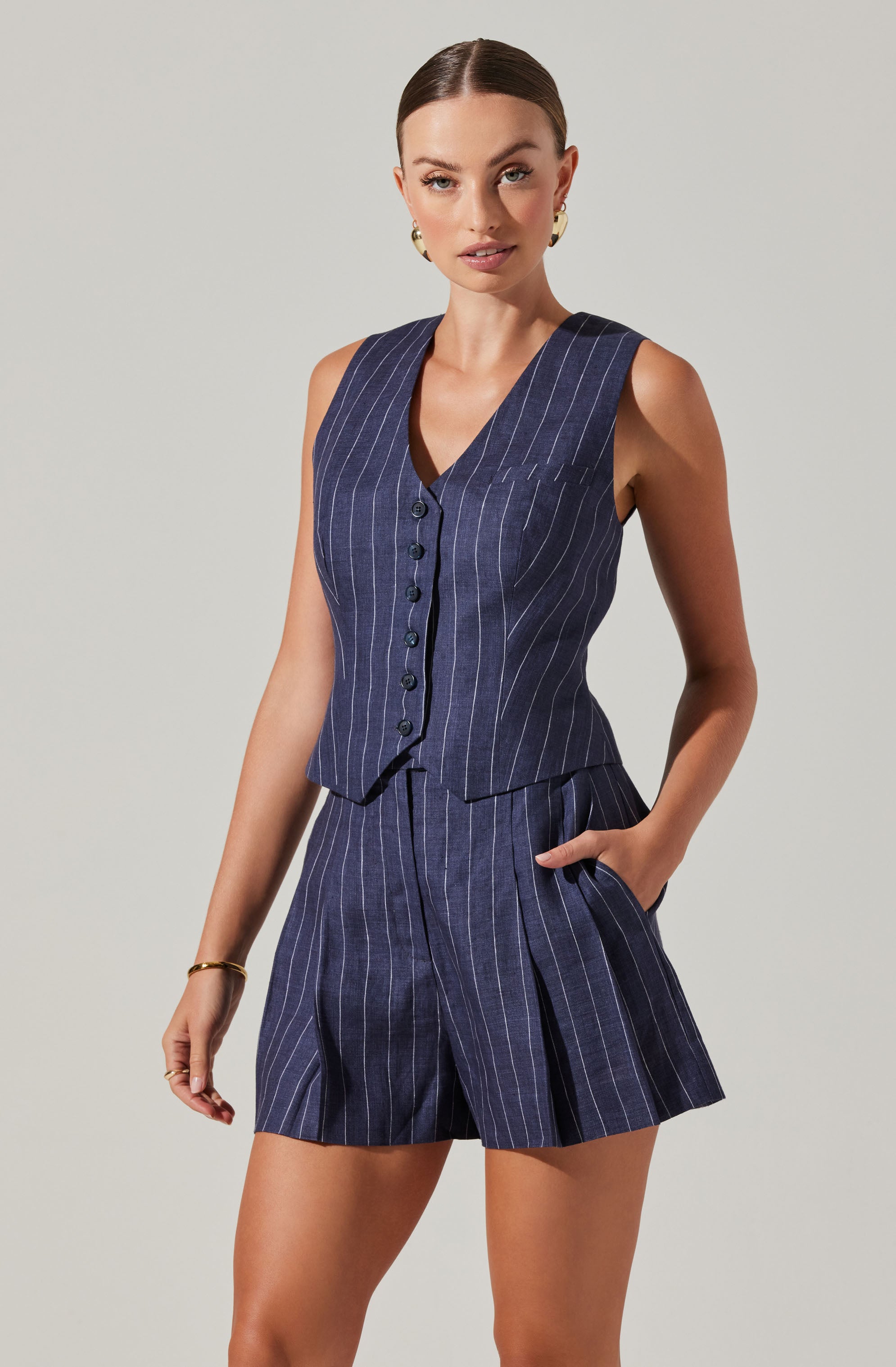 Kaiko Pinstripe Linen Vest-Aljck