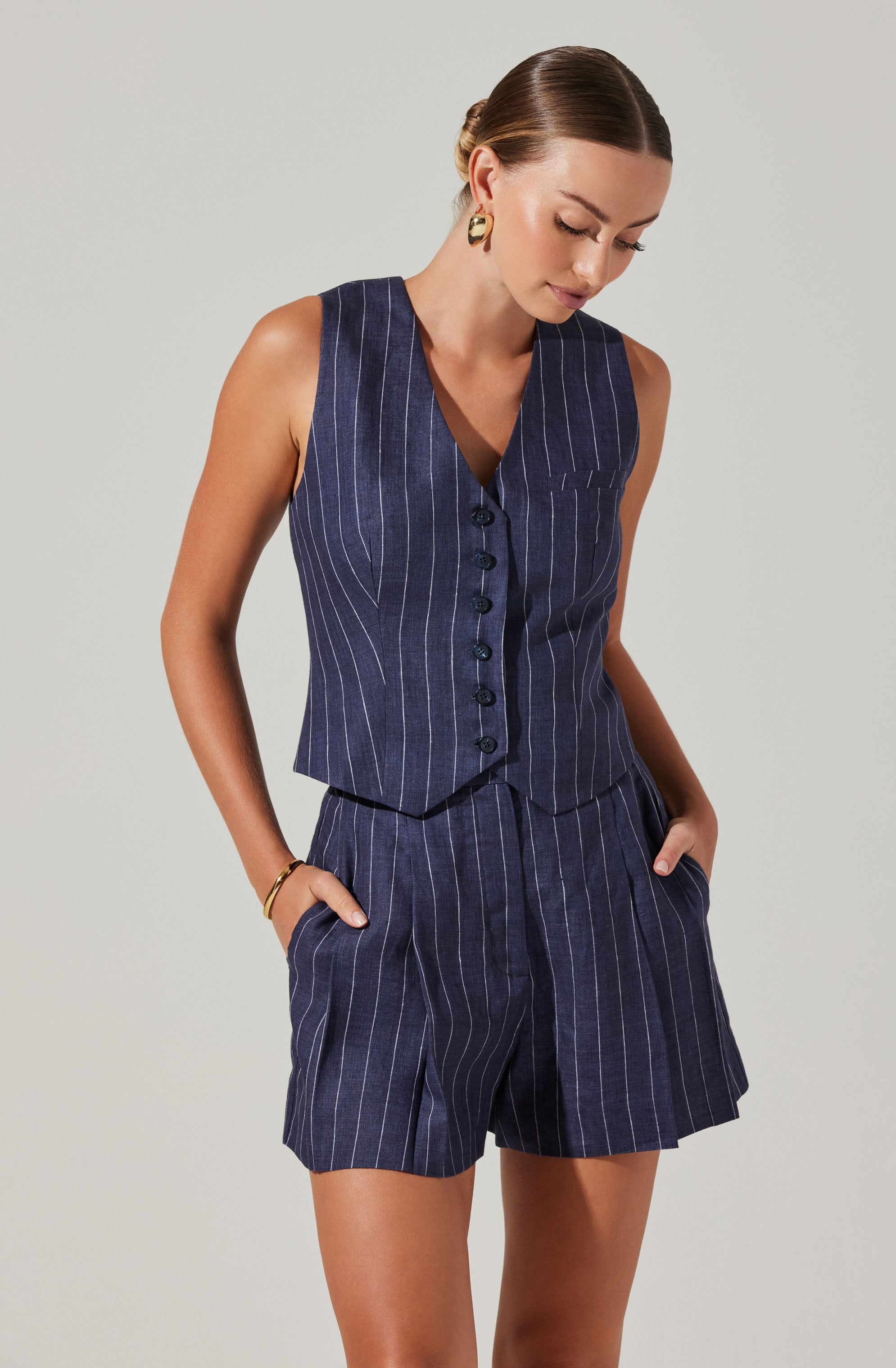 Kaiko Pinstripe Linen Vest-Aljck