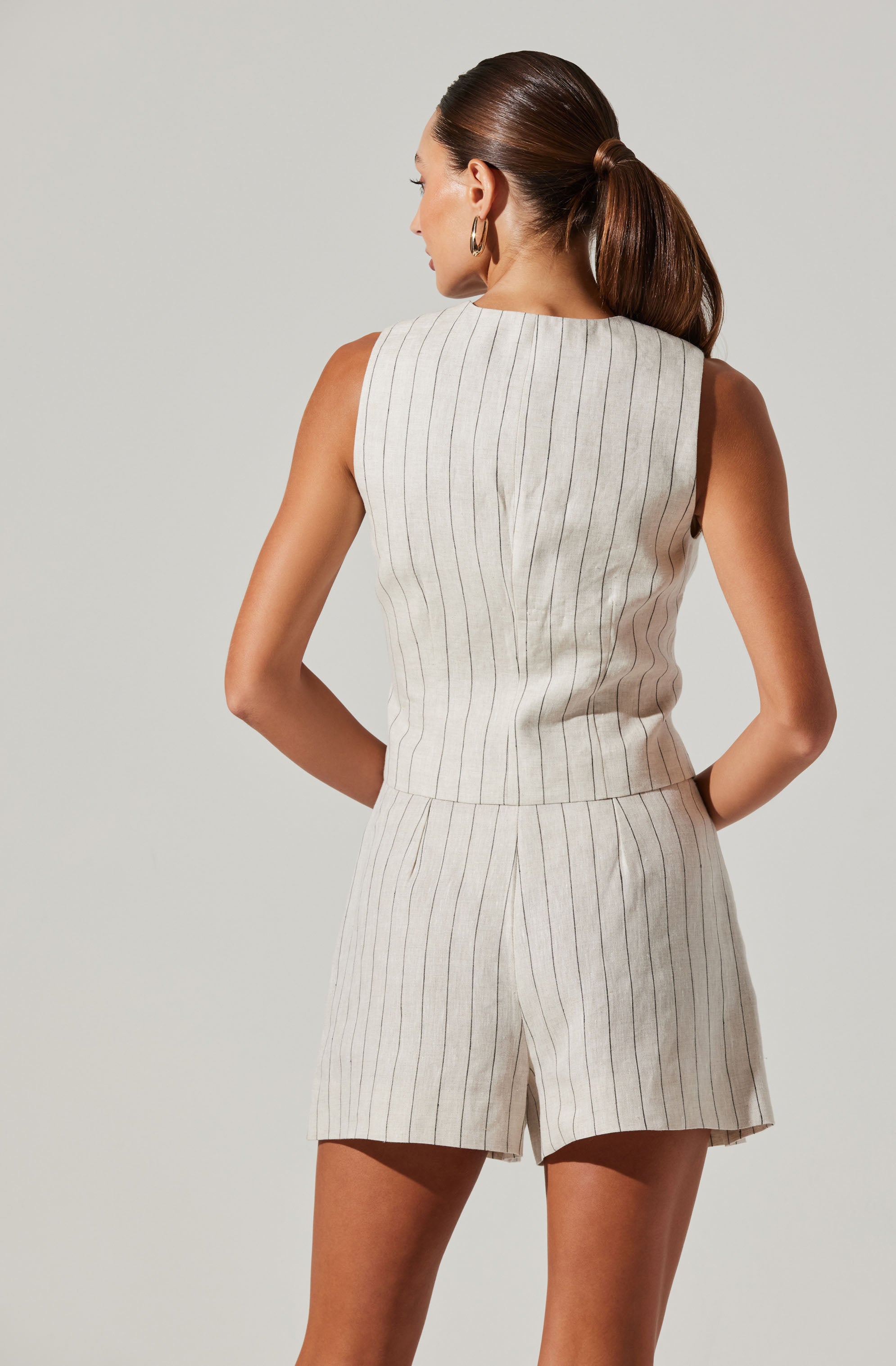 Kaiko Pinstripe Linen Vest-Aljck