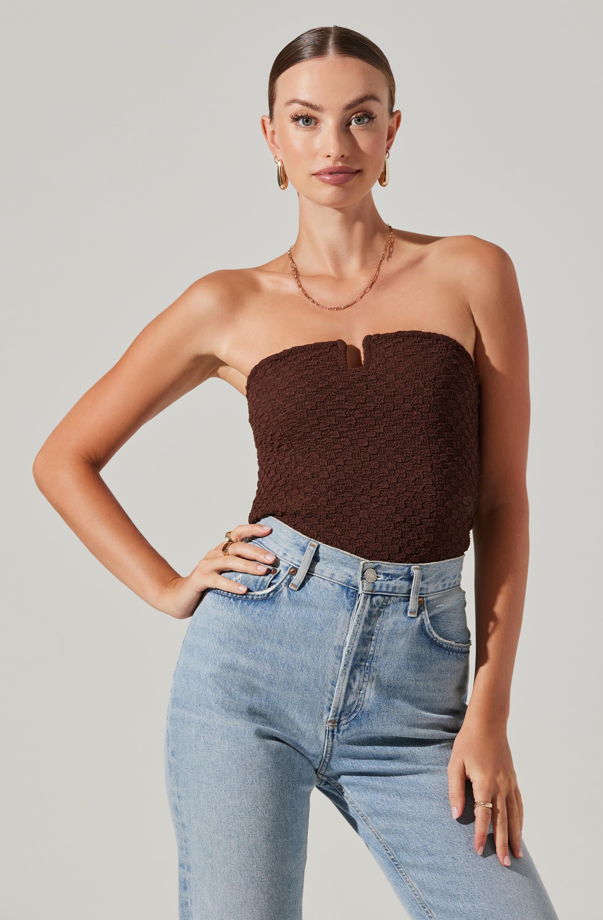 Kenya Textured Strapless Top-Aljck