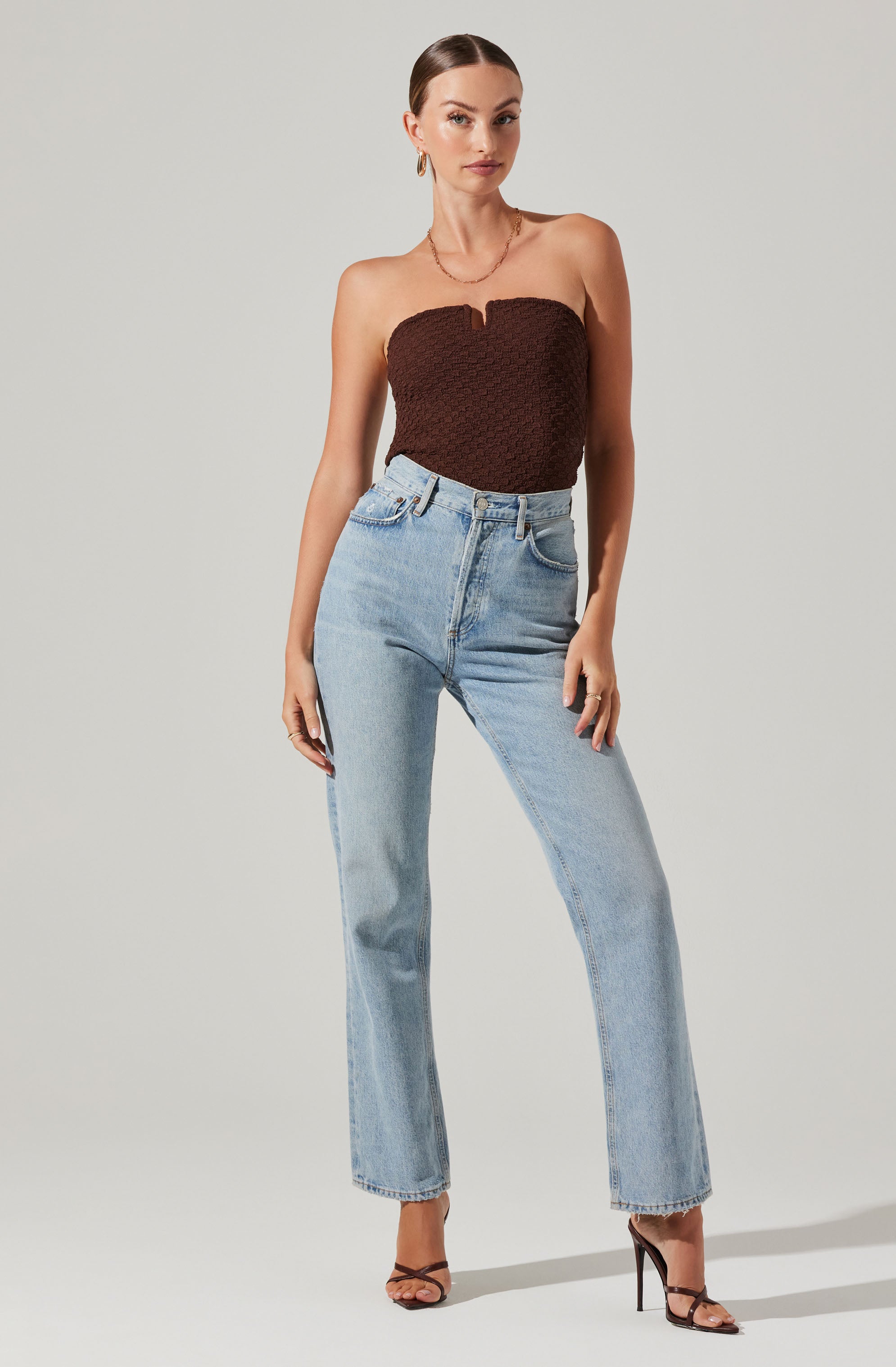 Kenya Textured Strapless Top-Aljck