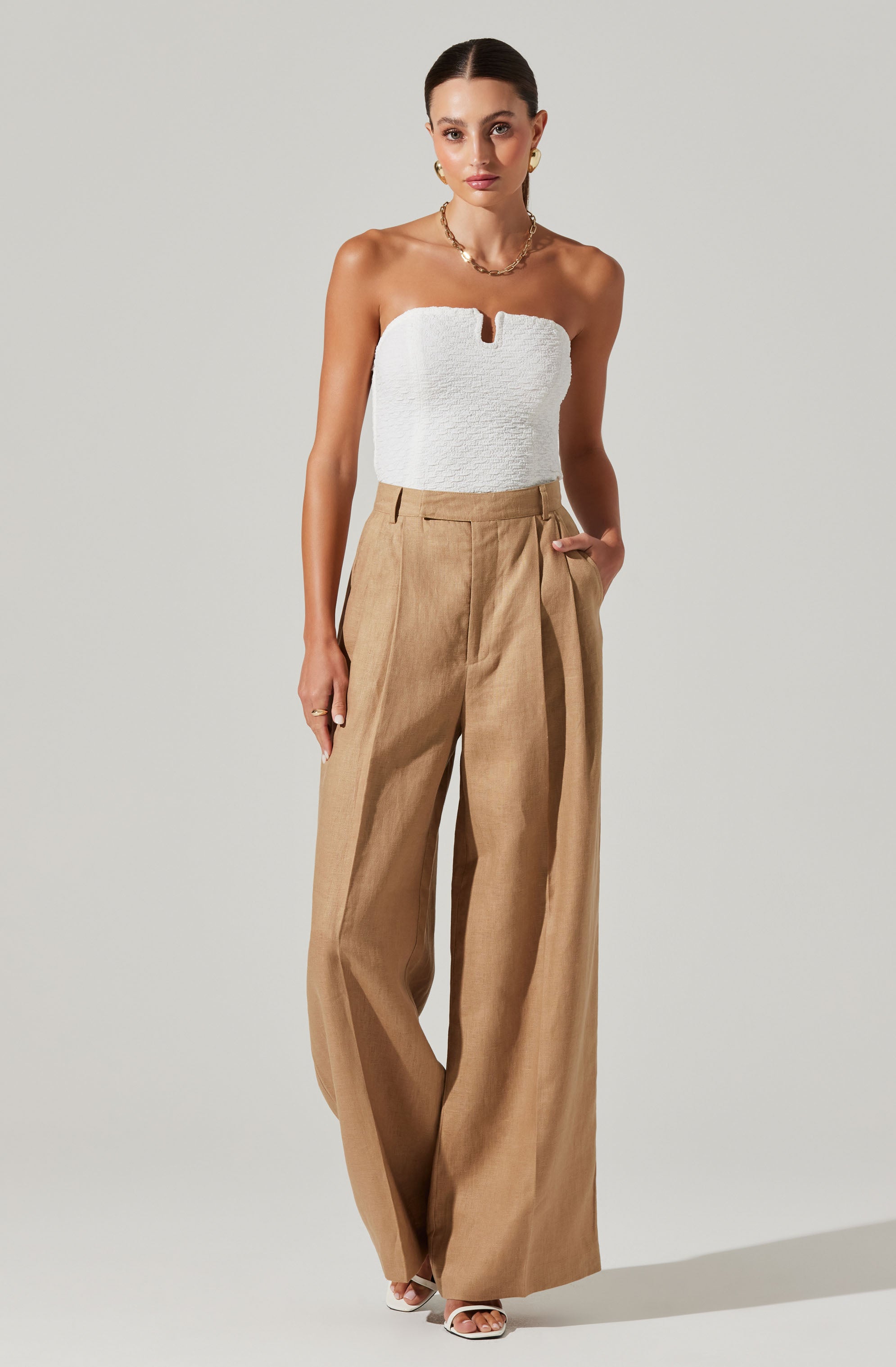 Kenya Textured Strapless Top-Aljck