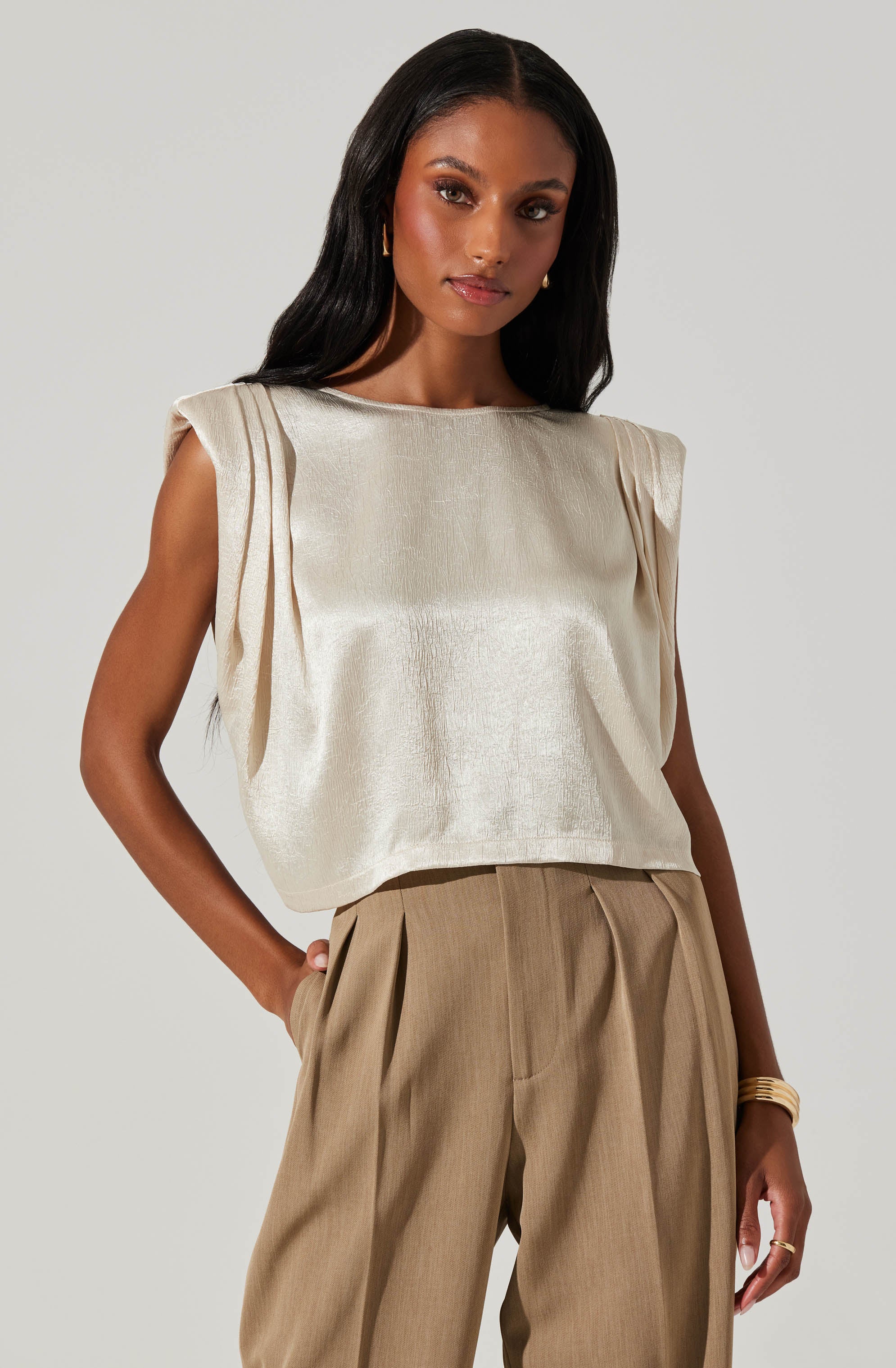 Isola Boxy Shoulder Pad Top-Aljck