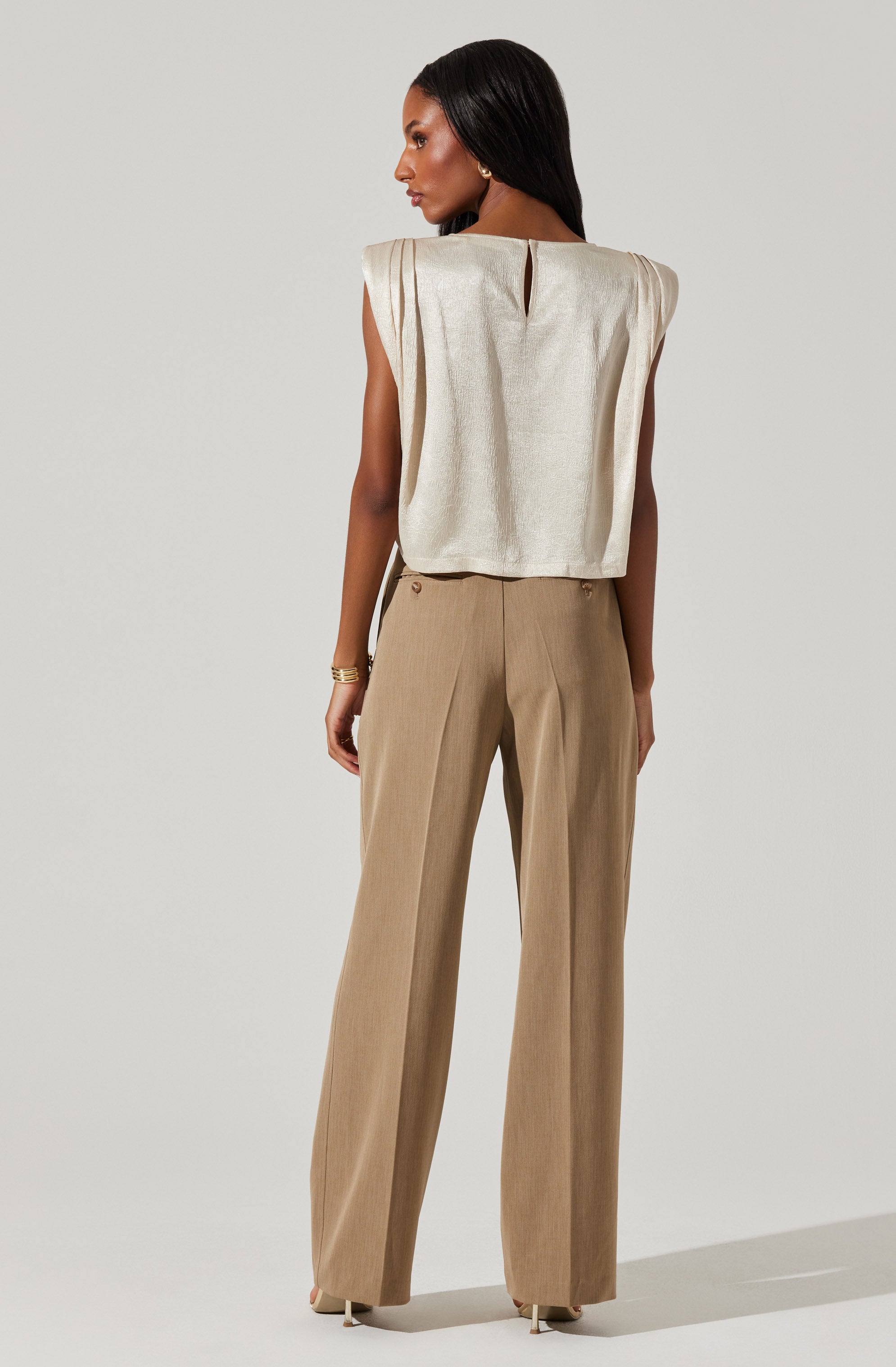 Isola Boxy Shoulder Pad Top-Aljck