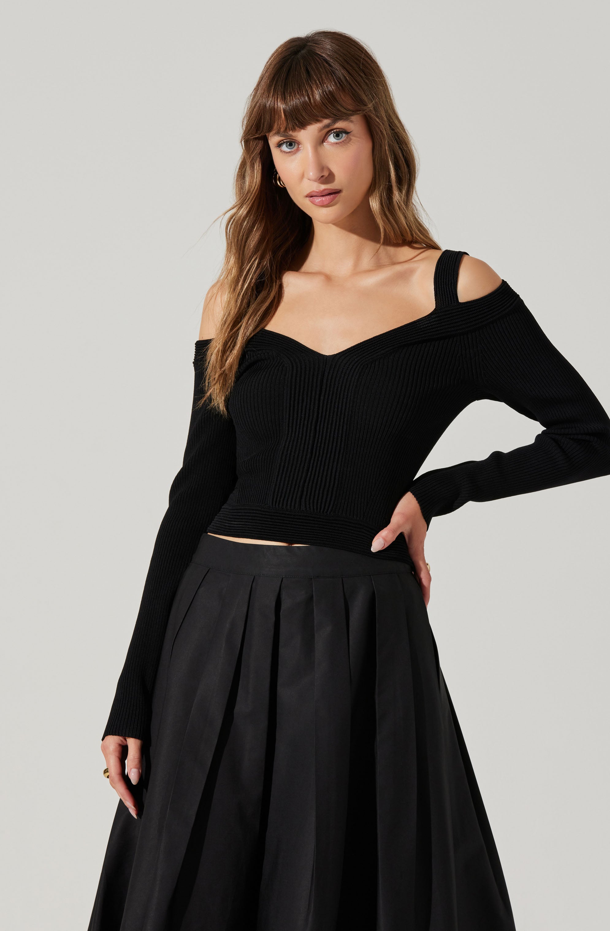 Pacey Ribbed Cold Shoulder Sweater-Aljck