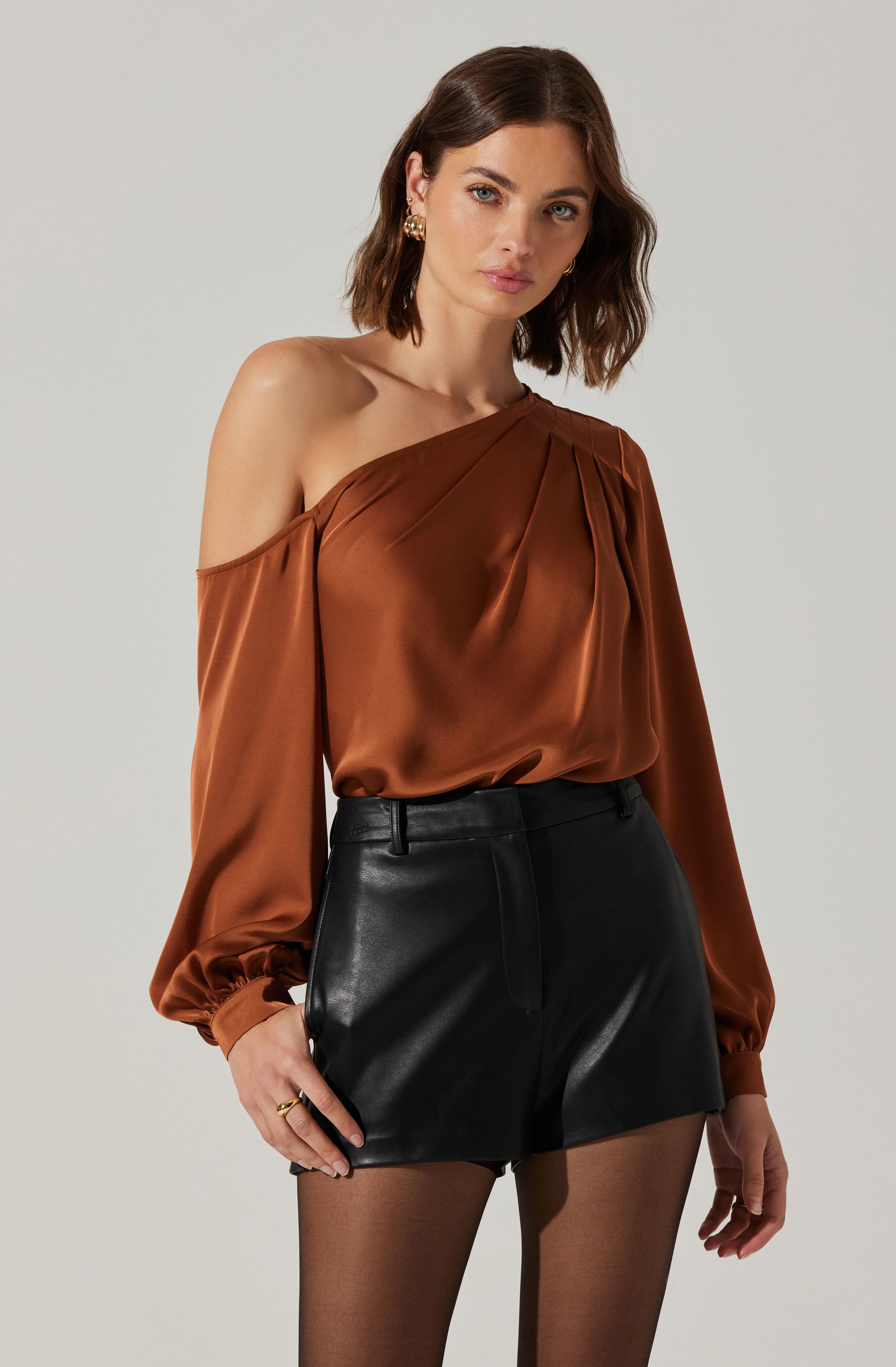Nieves Satin One Shoulder Top-Aljck