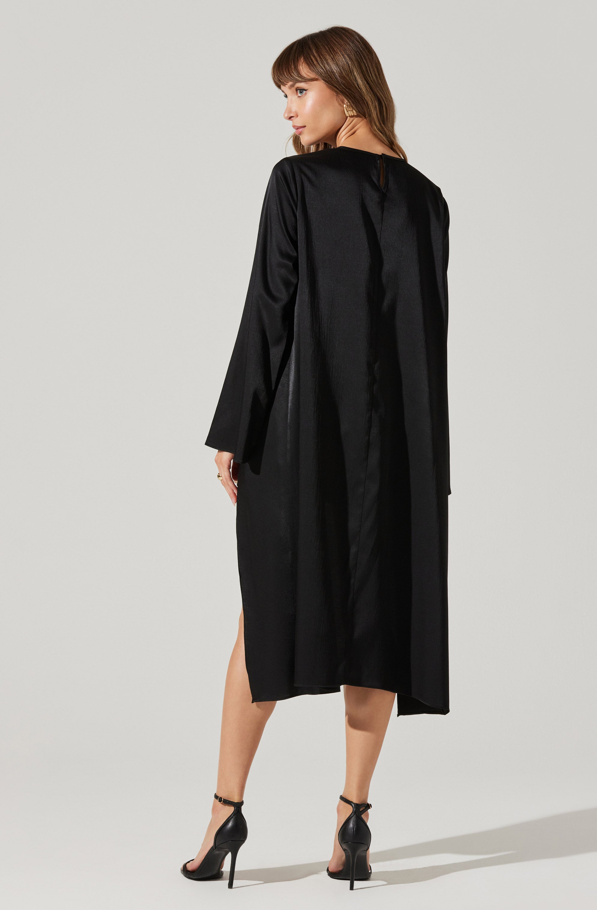 Safiya High-Low Top-Aljck