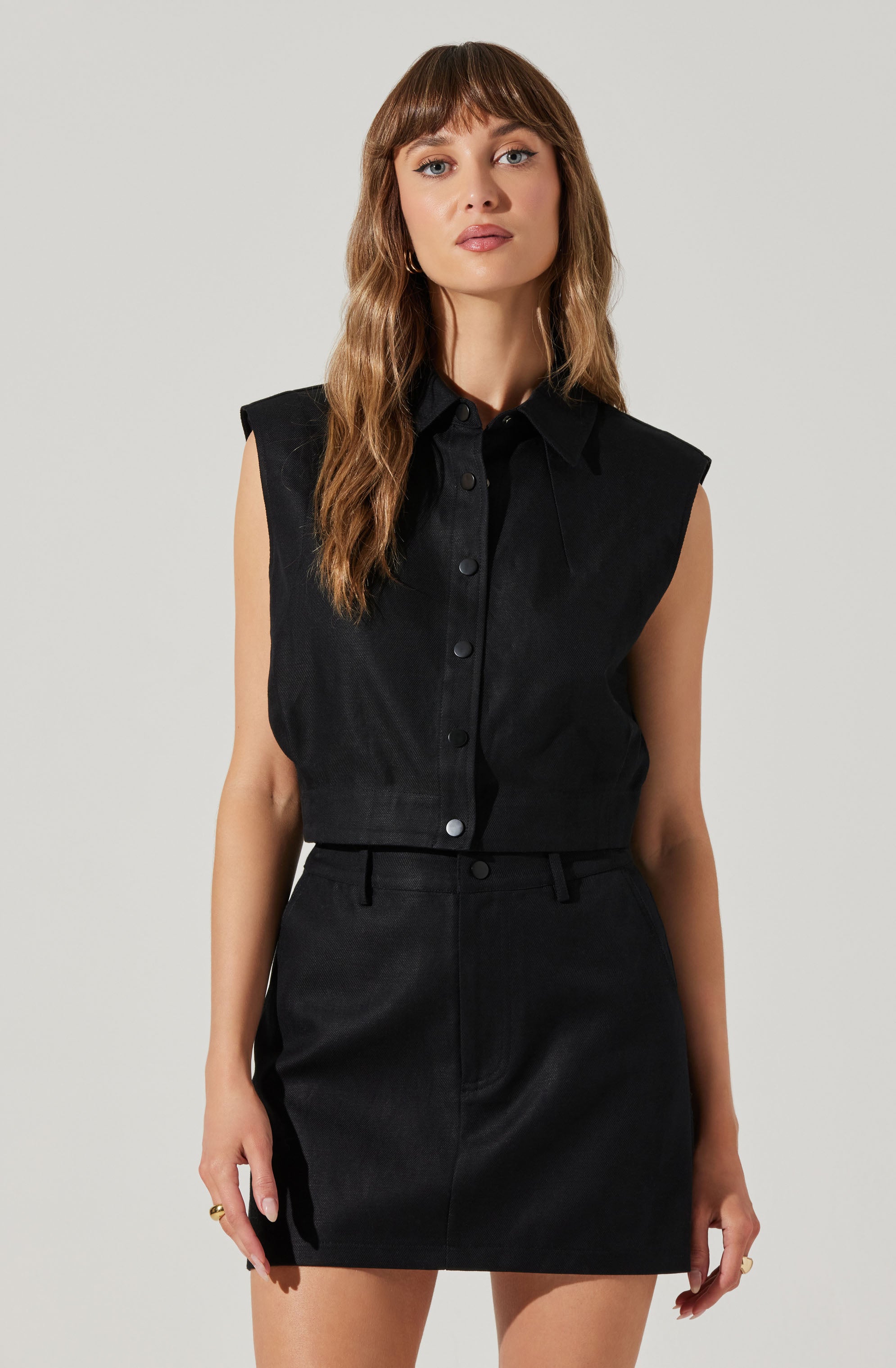 Eula Collared Cropped Vest-Aljck