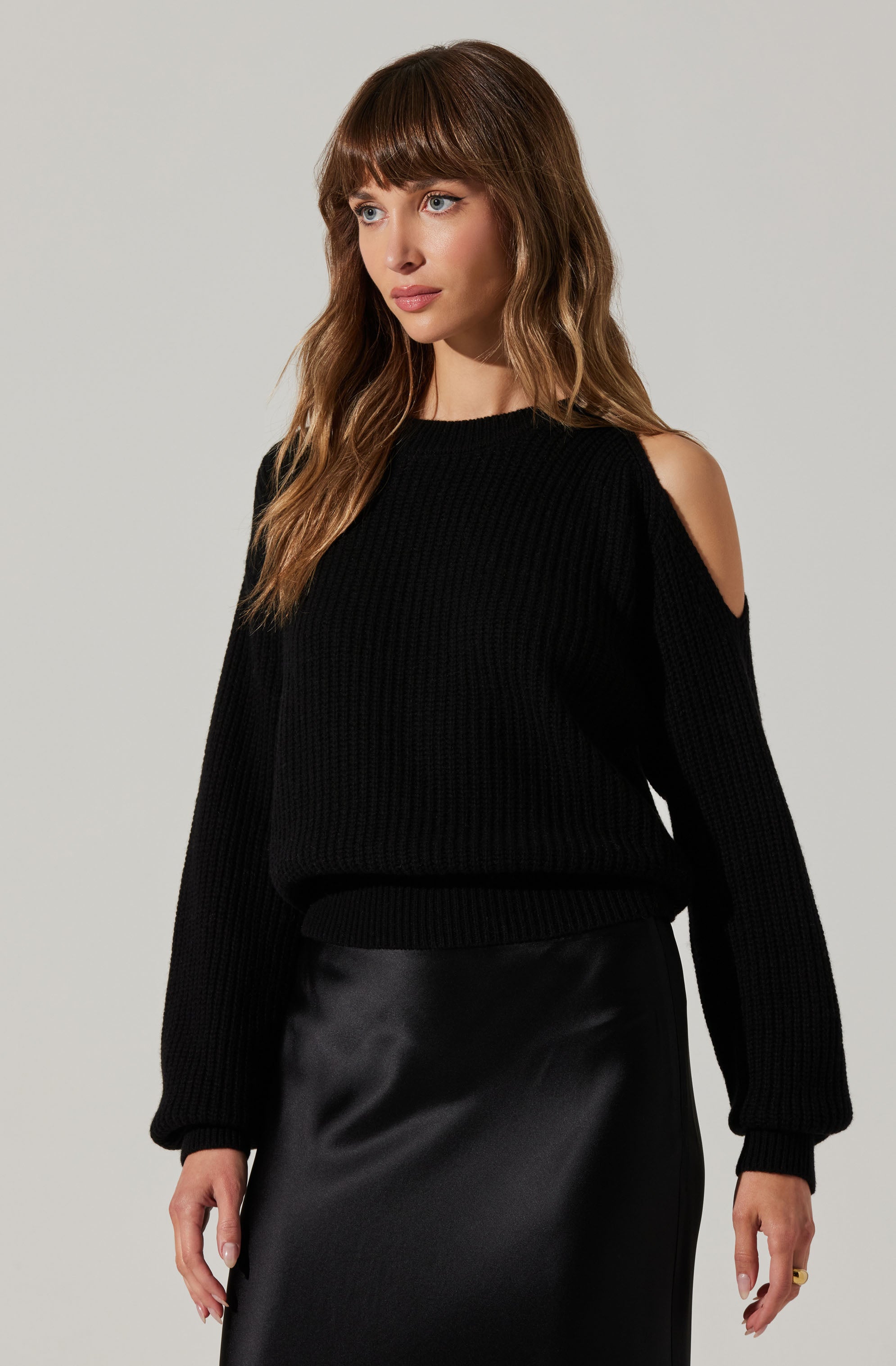 Millicent Ribbed Cold Shoulder Sweater-Aljck