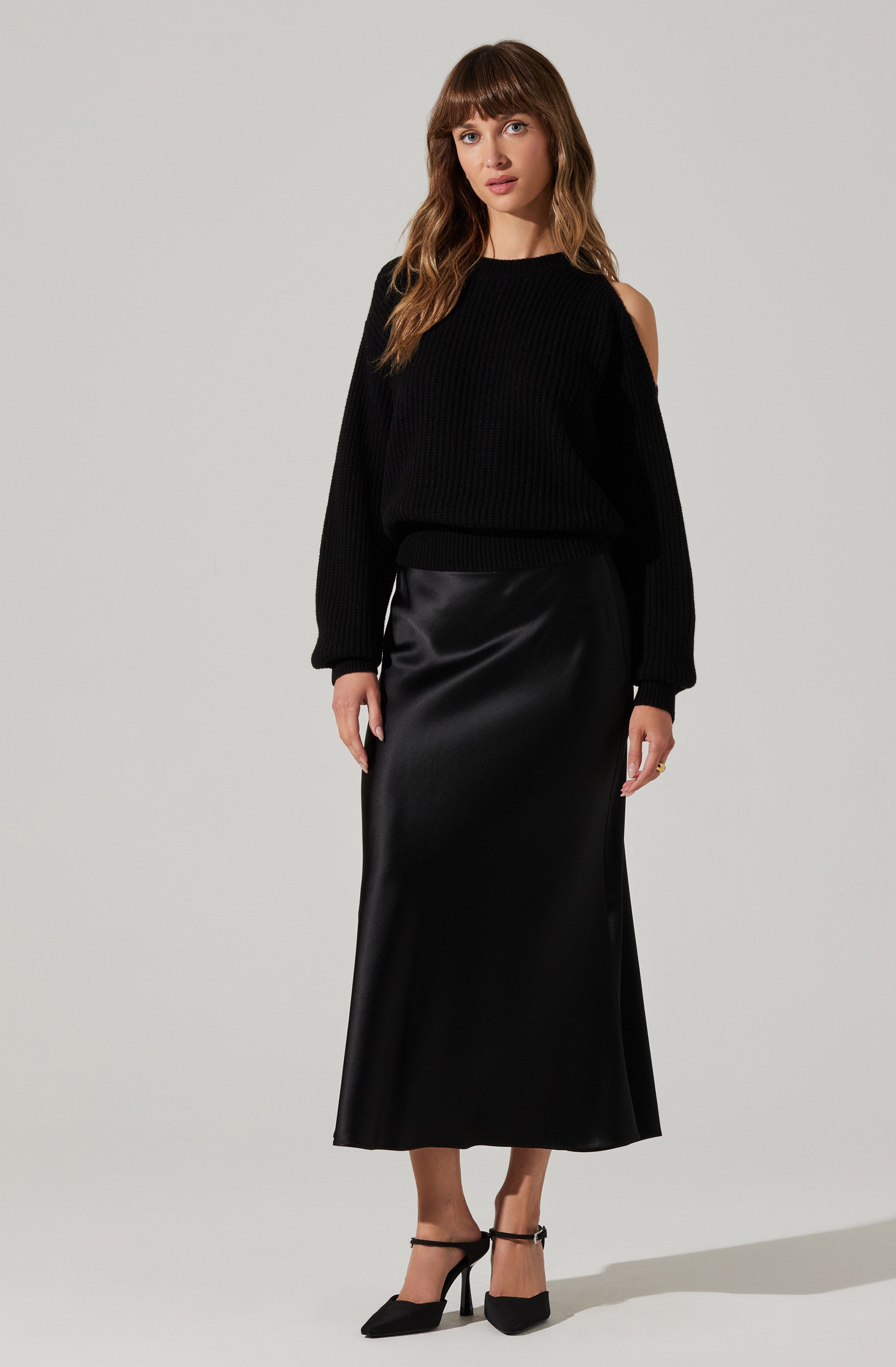 Millicent Ribbed Cold Shoulder Sweater-Aljck