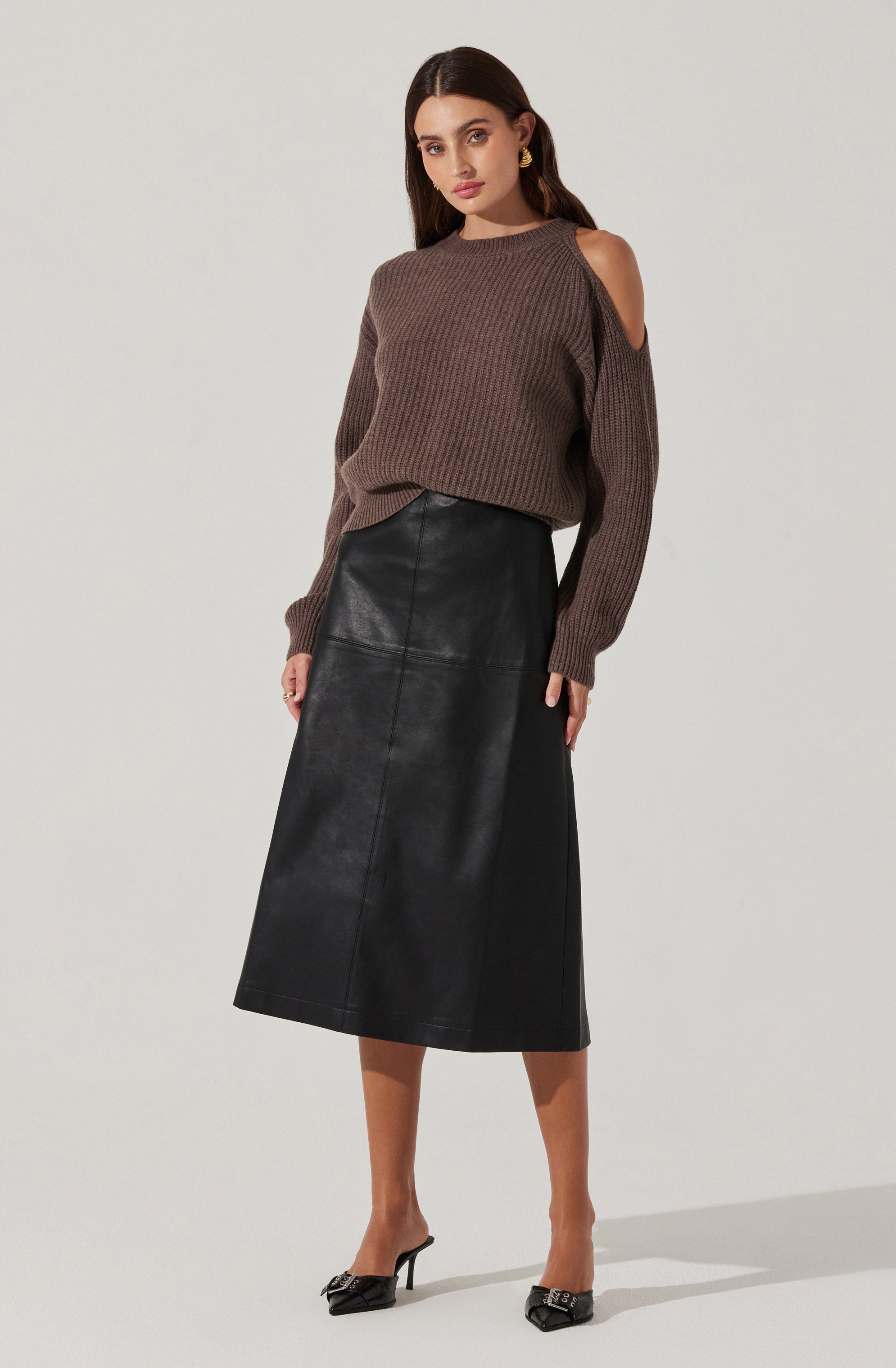 Millicent Ribbed Cold Shoulder Sweater-Aljck