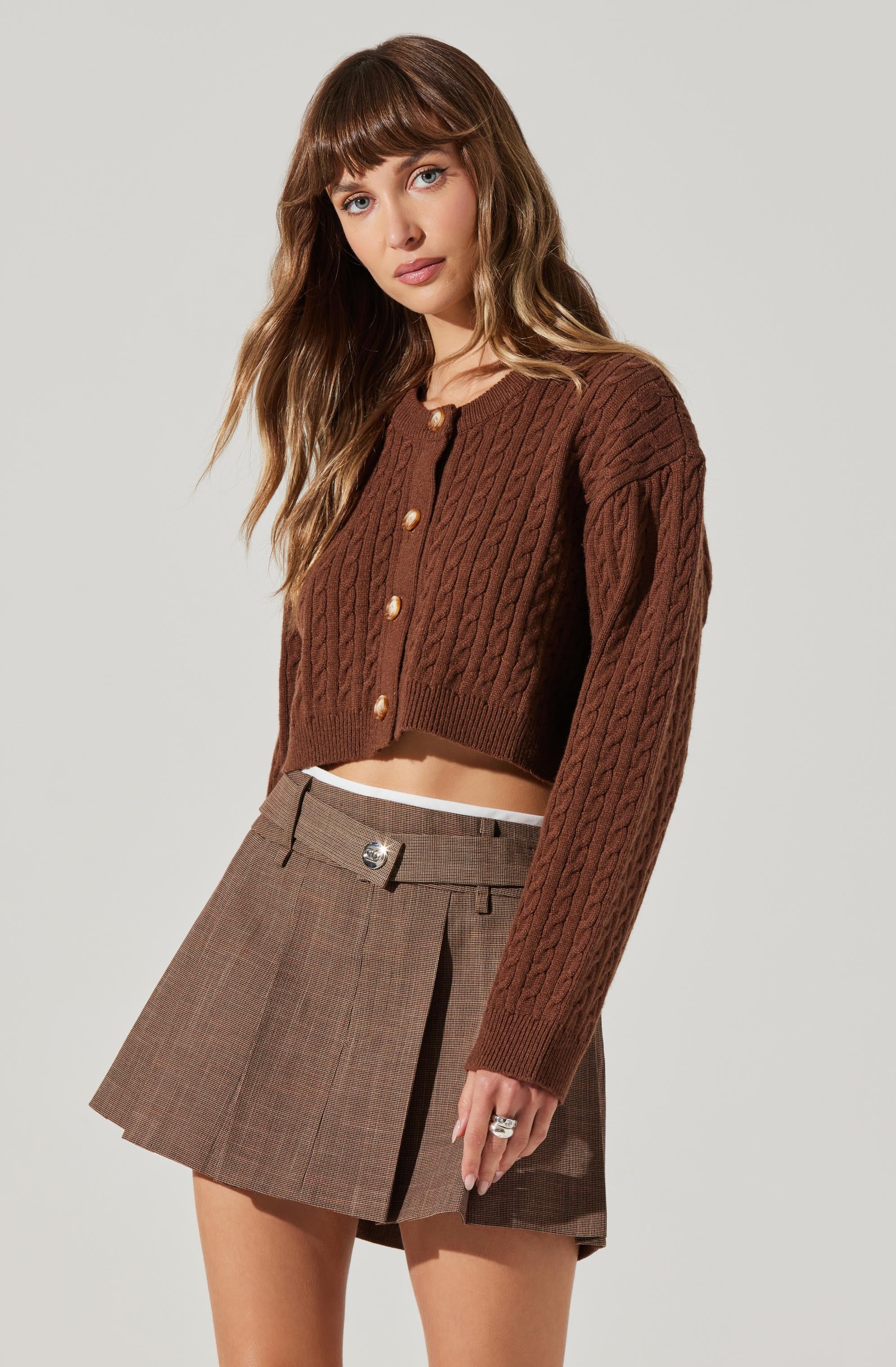 Sebille Cropped Cable Cardigan-Aljck