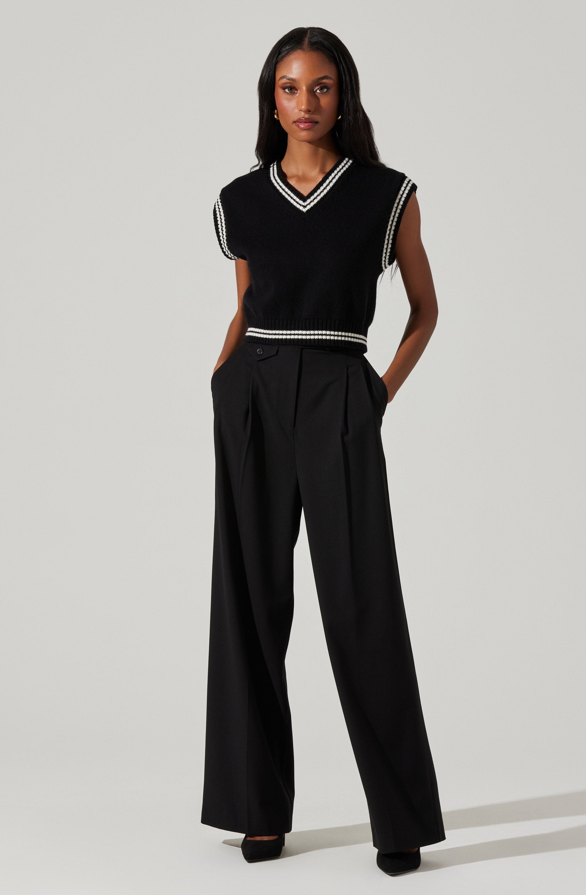 Kirby V-Neck Cropped Sweater Vest-Aljck