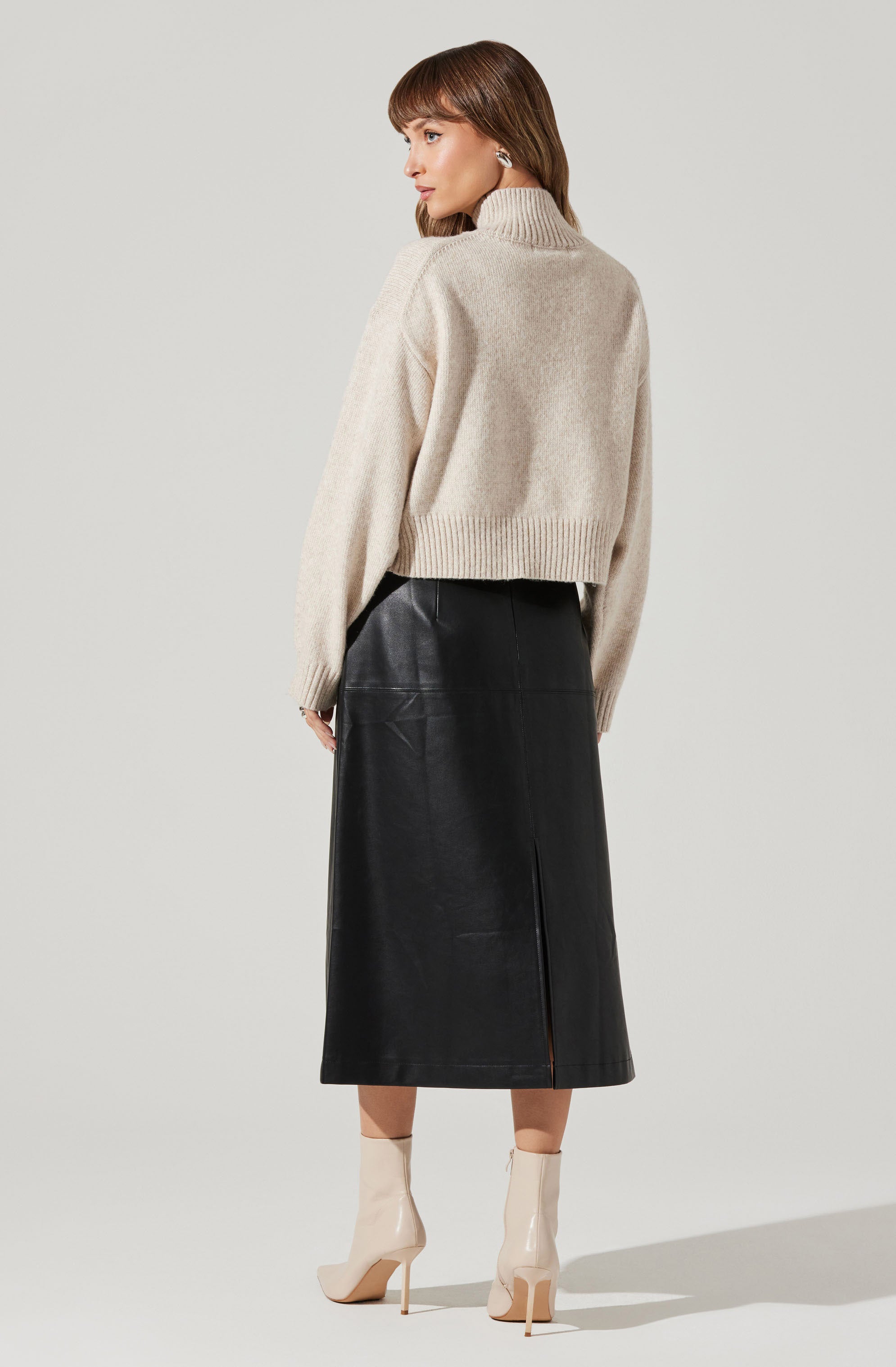 Fiala Mock Neck Sweater-Aljck