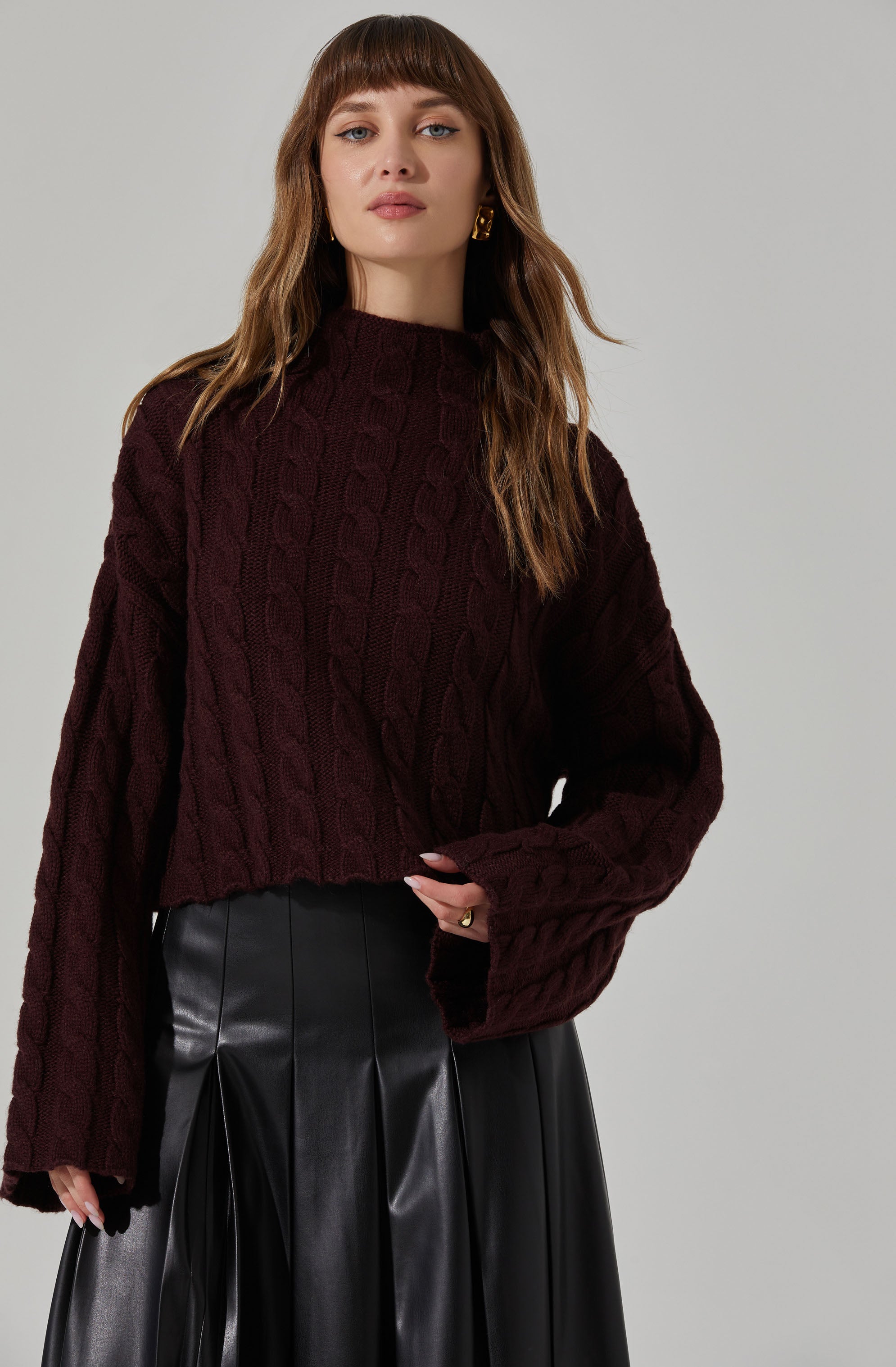 Sloan Cropped Cable Knit Sweater-Aljck