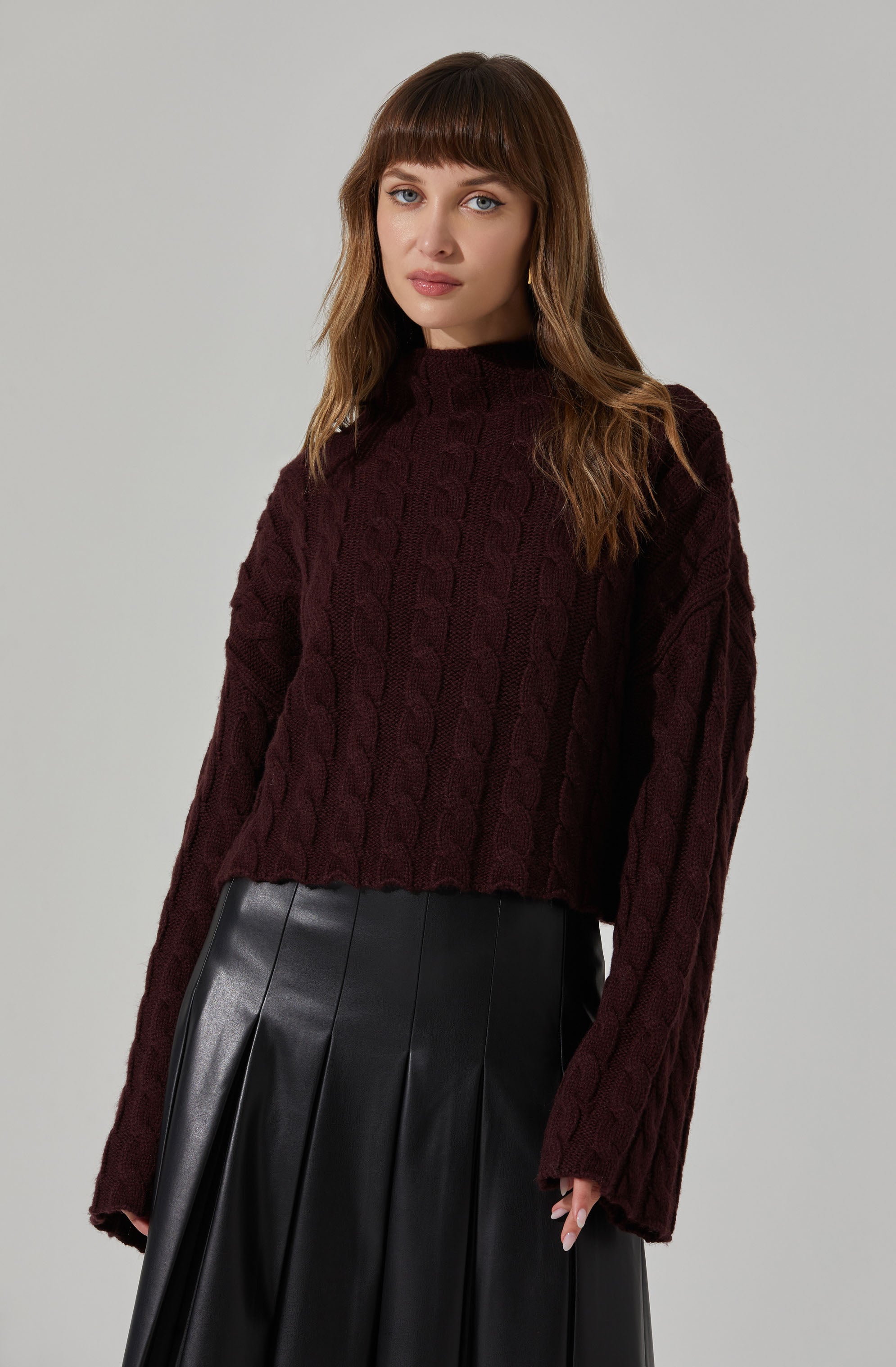 Sloan Cropped Cable Knit Sweater-Aljck