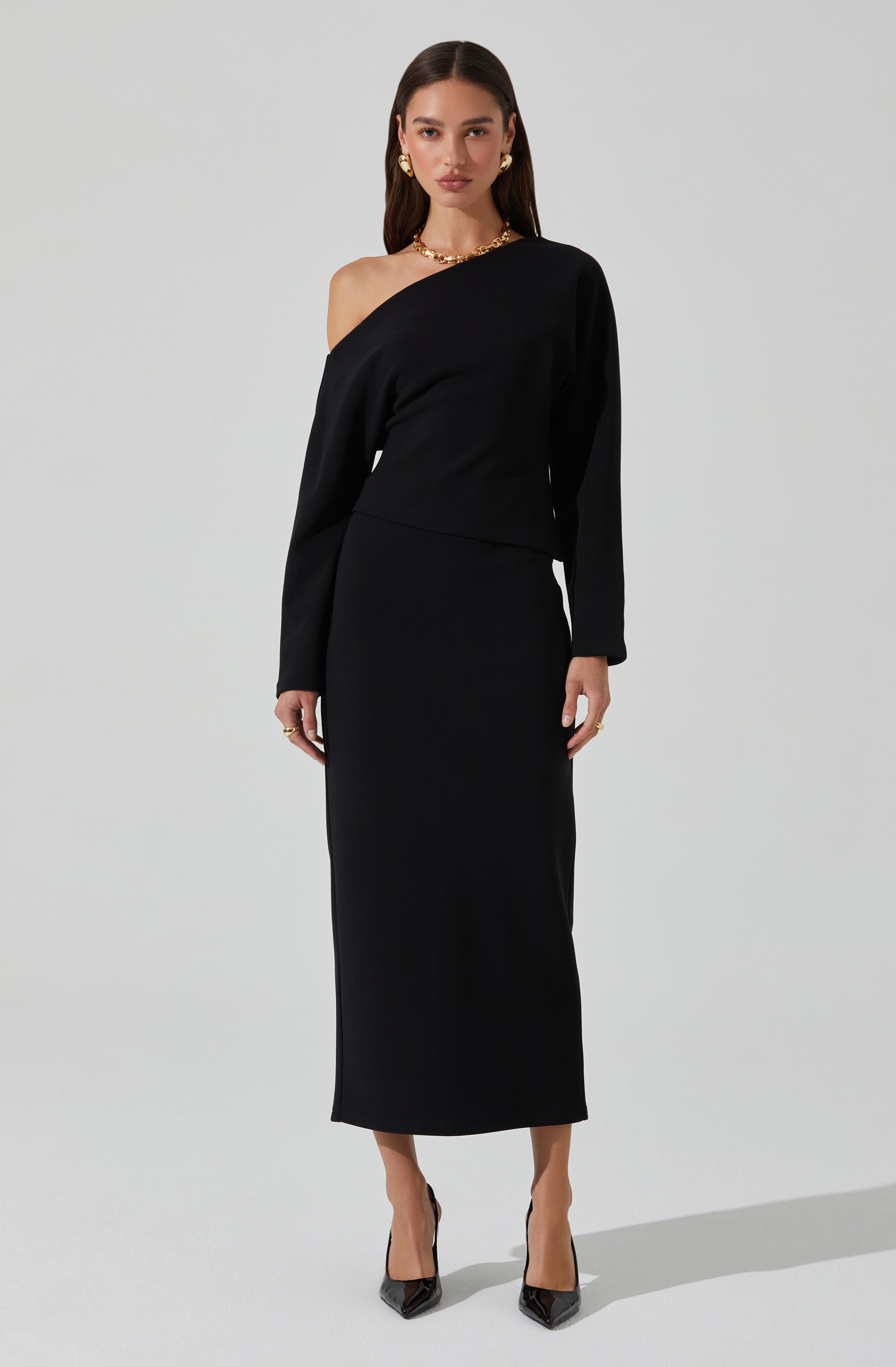 Kana Off Shoulder Asymmetric Top-Aljck