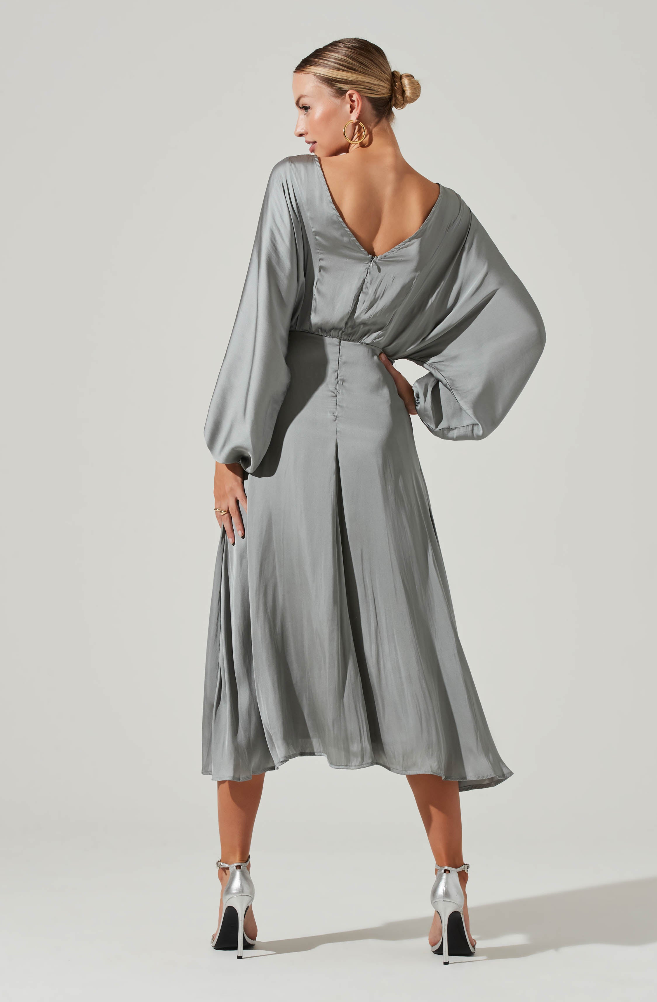 Marin Dolman Sleeve Midi Dress-Aljck