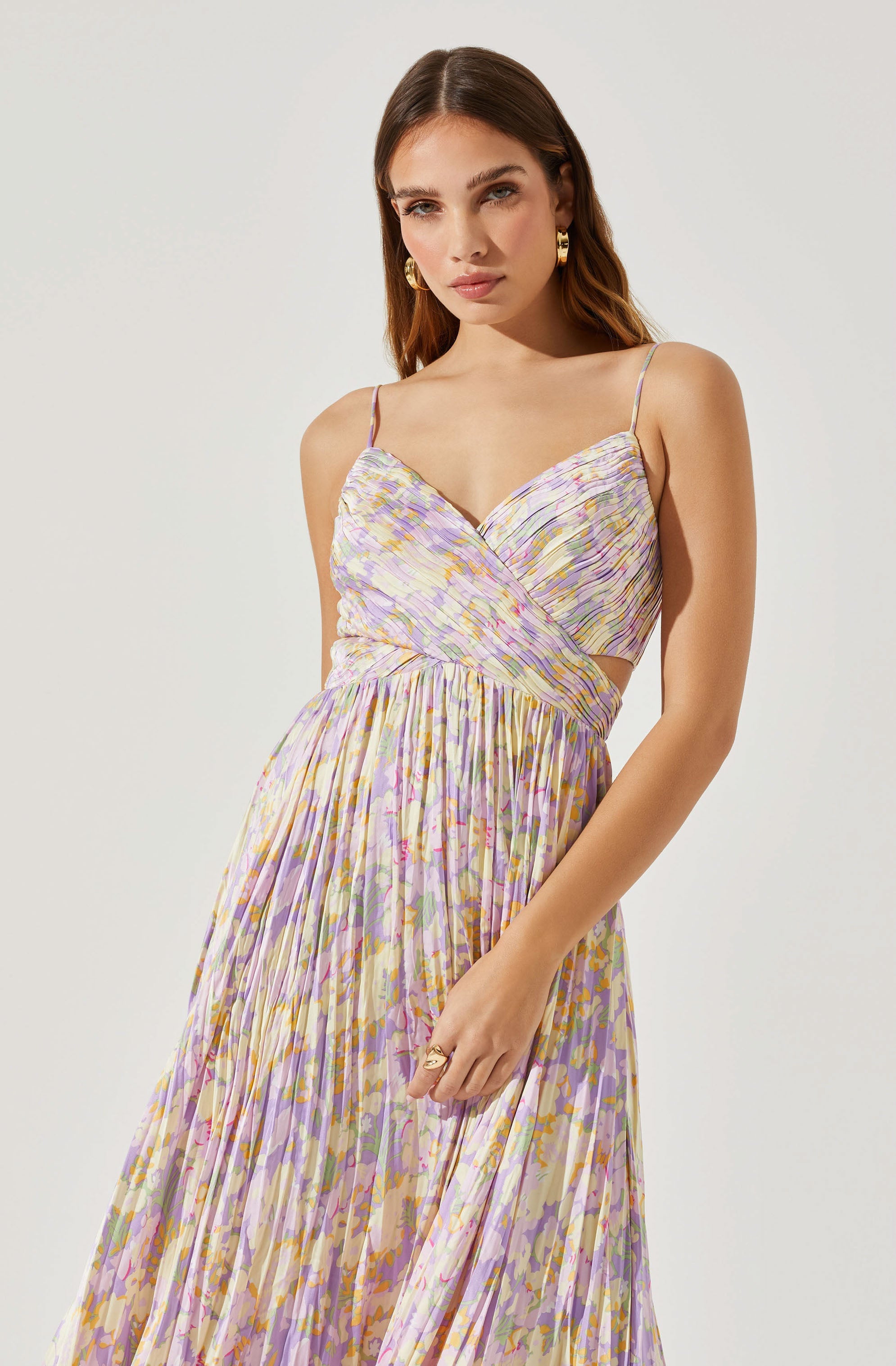 Pleated Twist Bust Midi Dress-Aljck
