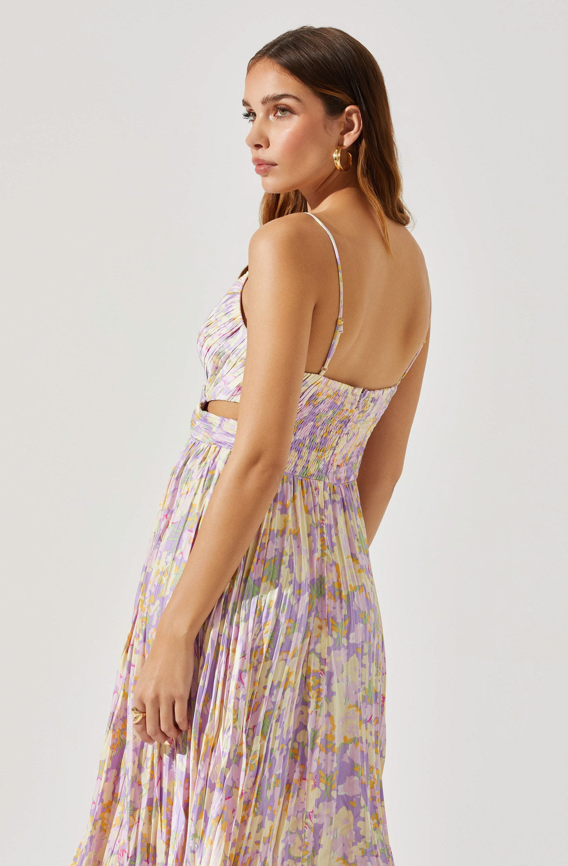 Pleated Twist Bust Midi Dress-Aljck