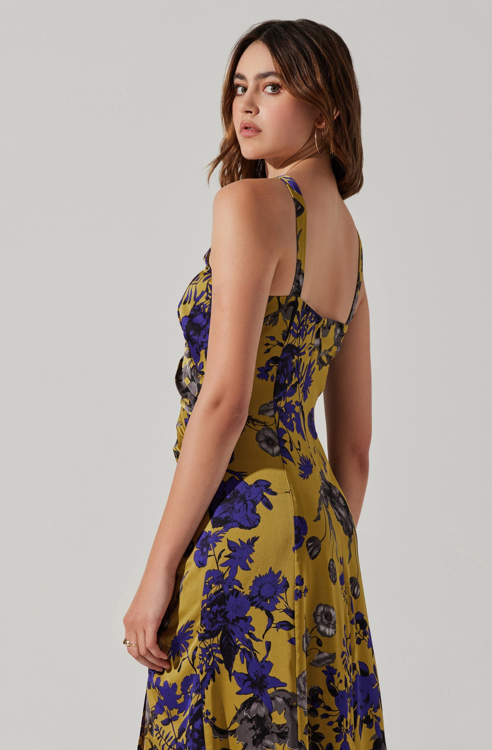 Cutout Ruched Maxi Dress-Aljck